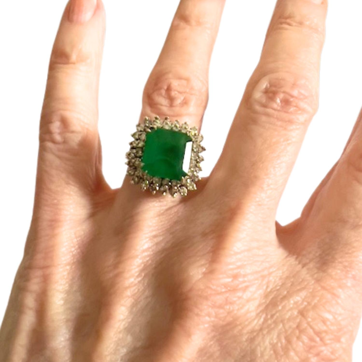 Retro-Stil 1945 Ära 3,40 Karat Smaragd & 0,92 Karat Diamanten 18k Gold Ring im Angebot 5