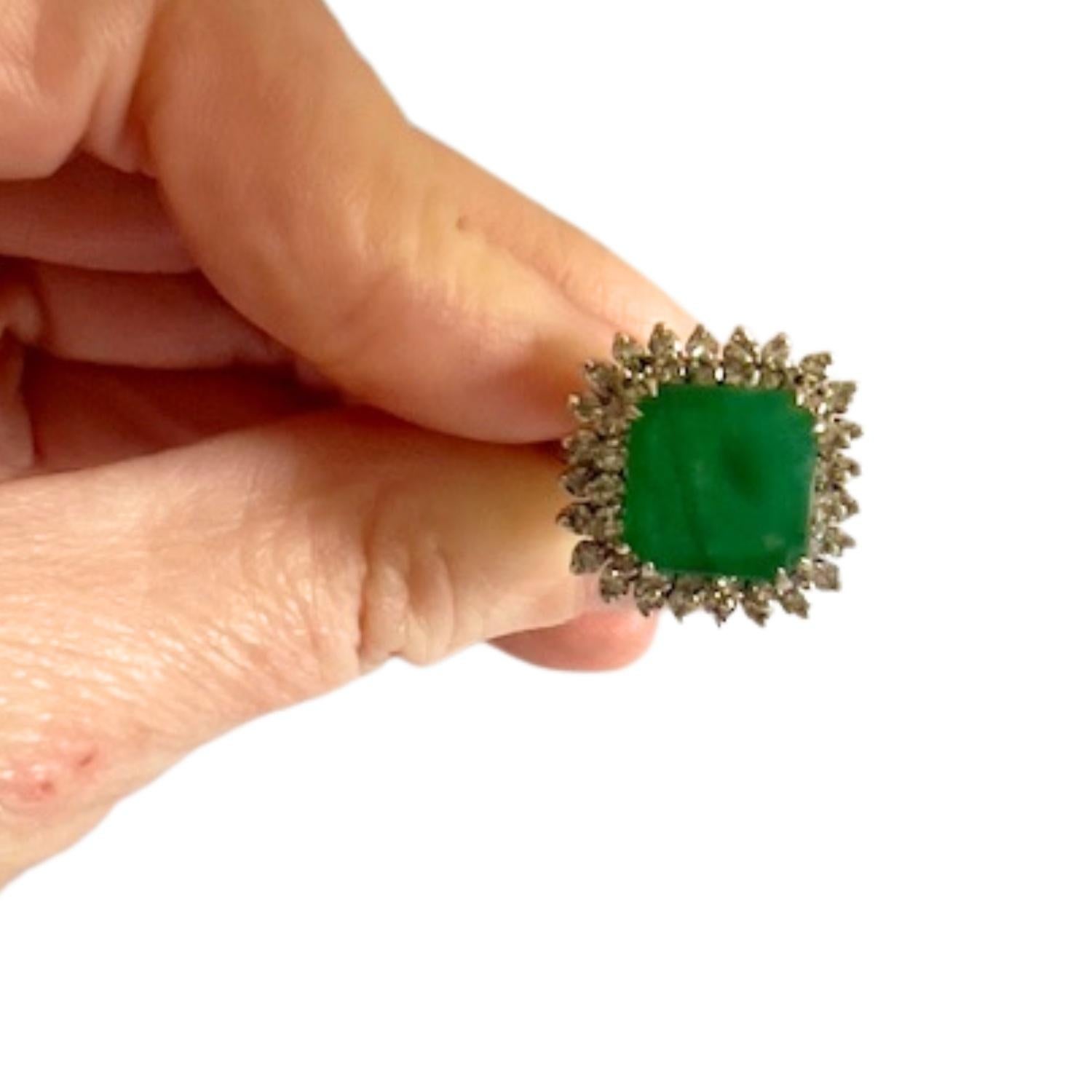 Retro-Stil 1945 Ära 3,40 Karat Smaragd & 0,92 Karat Diamanten 18k Gold Ring im Angebot 2