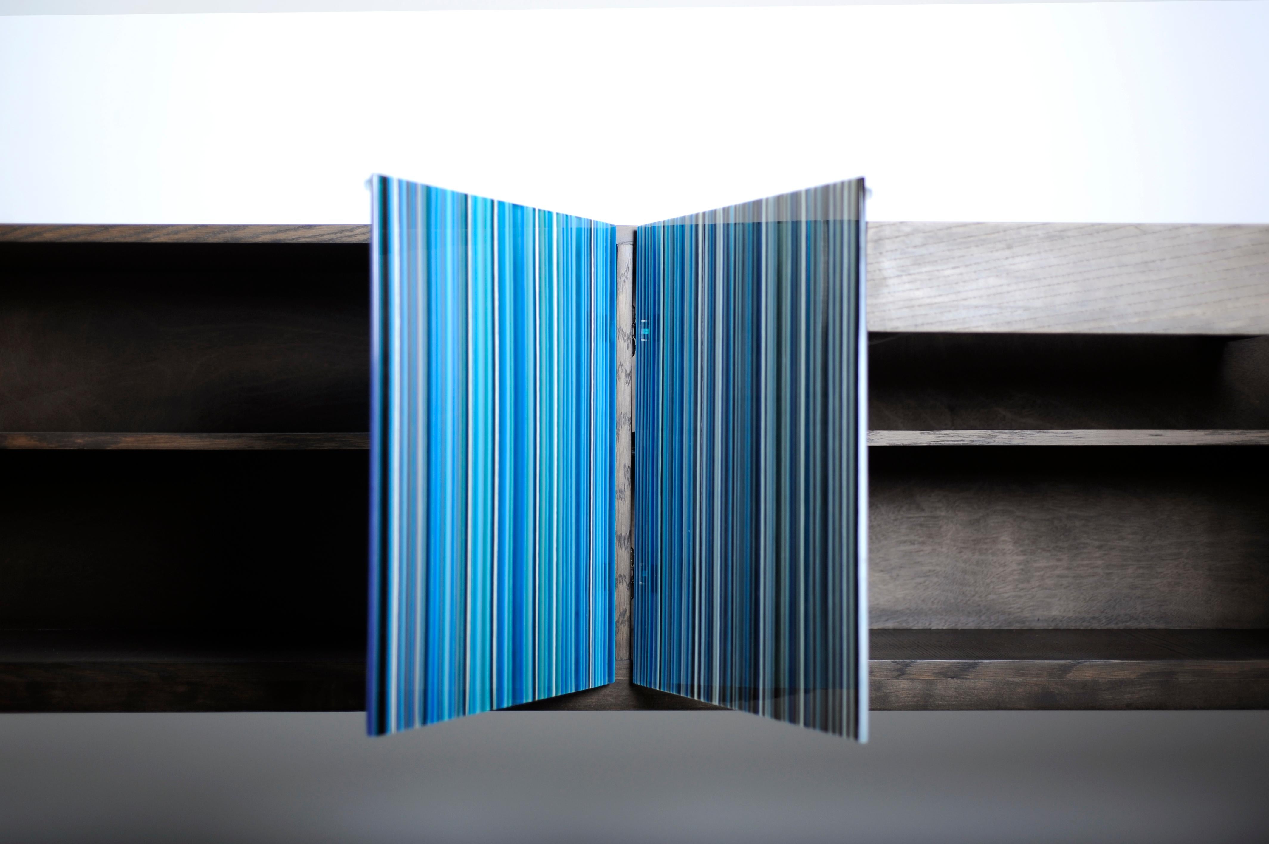 Credenza buffet in stile retrò, codice a barre in vetro colorato arcobaleno in vendita 1