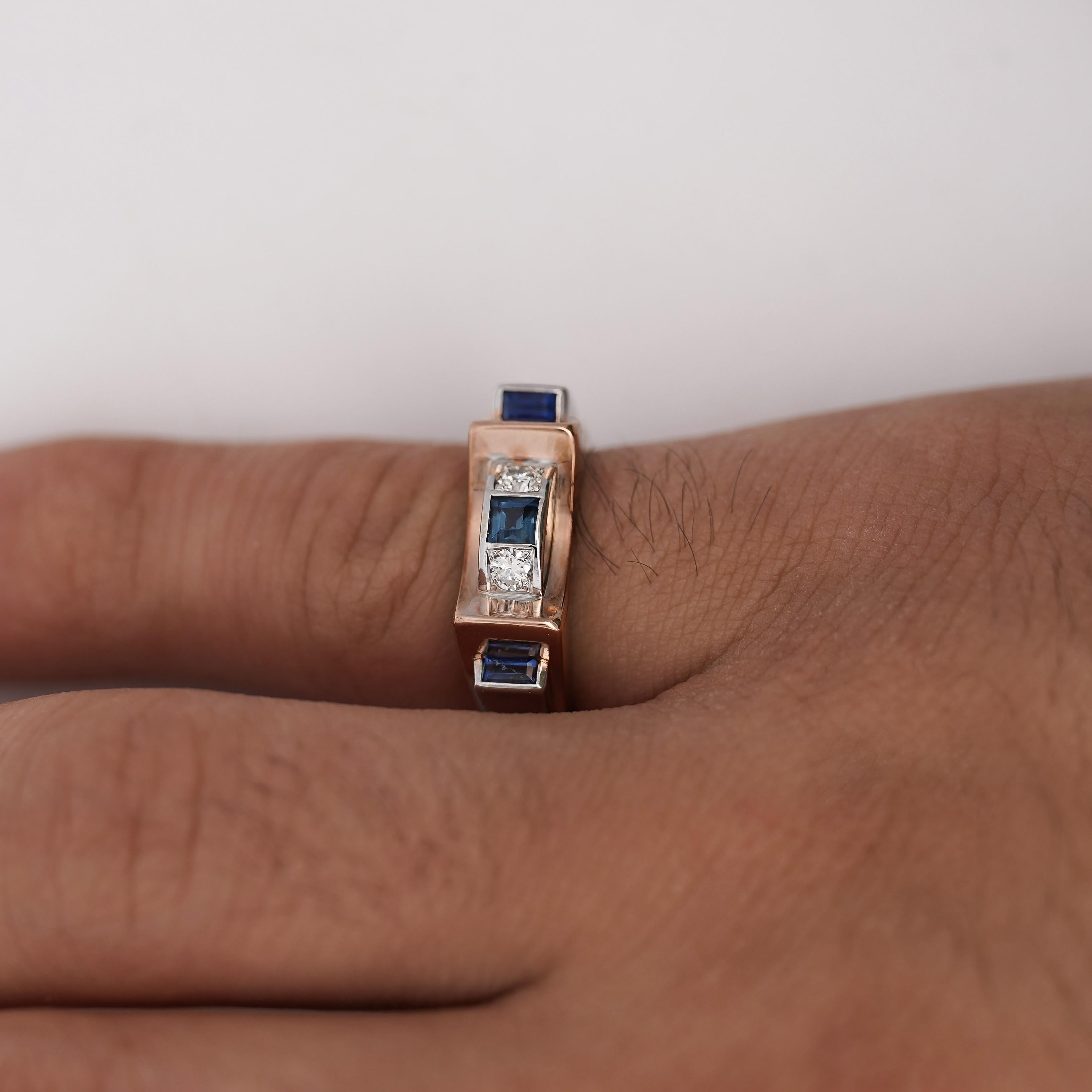 Rétro Anello a fascia unisex bicolore in stile retrò con zaffiro e diamante Channe 14K in vendita