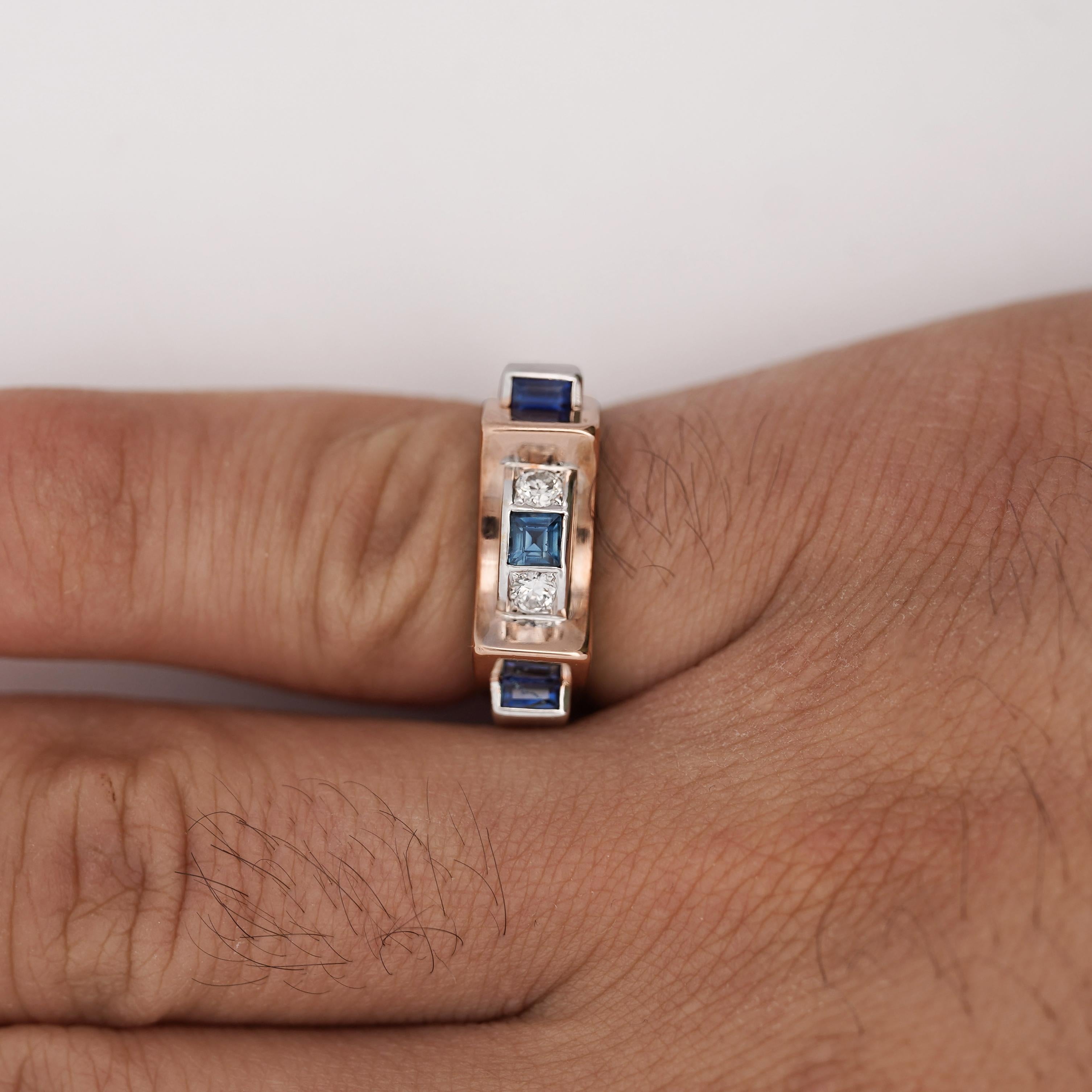 Taglio smeraldo Anello a fascia unisex bicolore in stile retrò con zaffiro e diamante Channe 14K in vendita