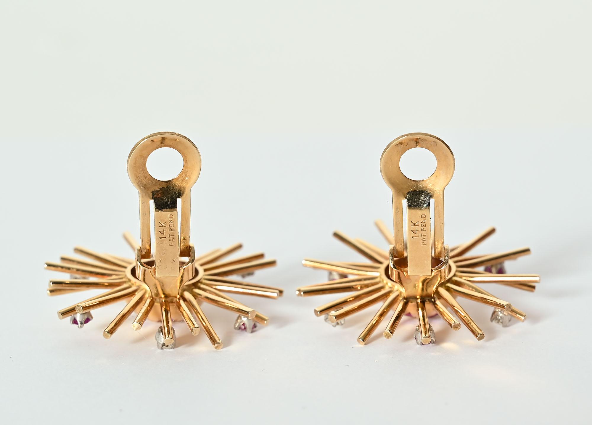 Retro Sunburst Gold Earrings For Sale 1
