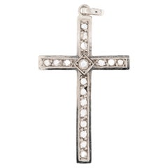 Croix rétro suisse en or blanc 18 carats avec diamants