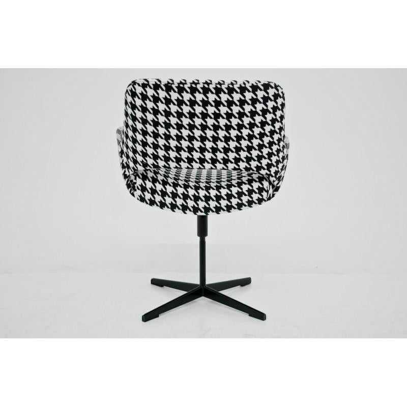 Mid-20th Century Retro Swivel Club Chair Midcentury Modern Space Age