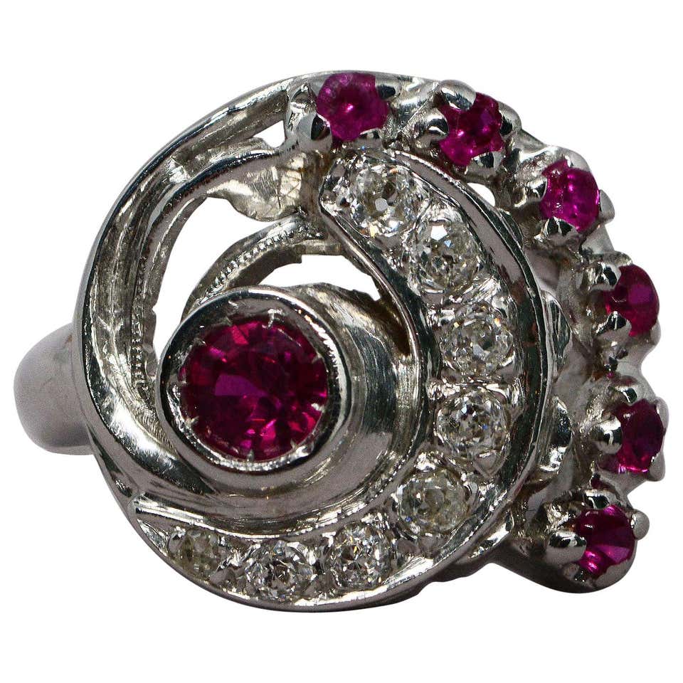 Antique Ruby Rings - 3,732 For Sale at 1stdibs