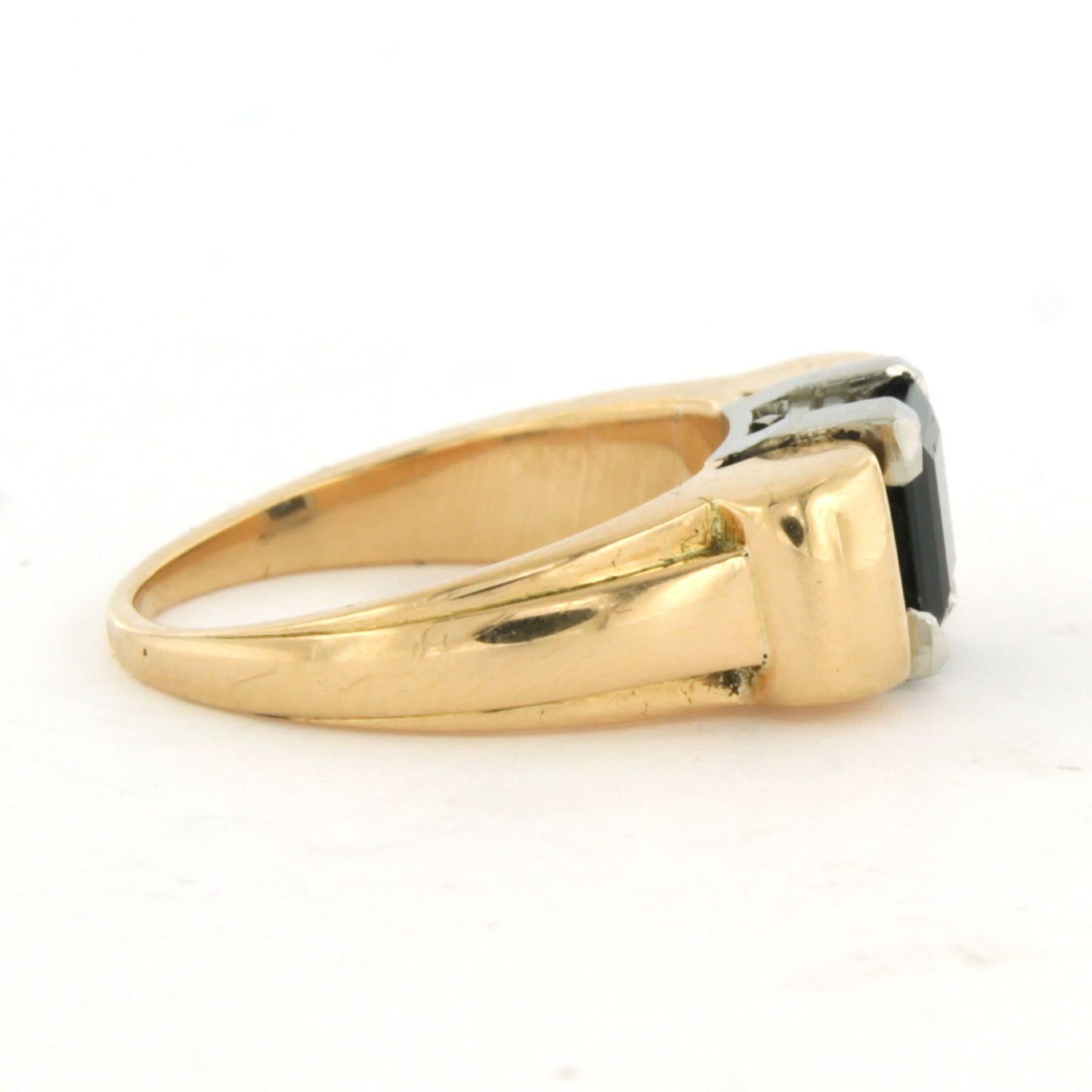 Ring aus 18k Bicolor-Gold mit Saphiren bis zu 1,50ct - Ringgröße US 7.25 - EU 17.5(55)

detaillierte Beschreibung:

die Oberseite des Rings ist 0.8 cm breit

Ringgröße US 7.25 - EU 17.5(55), Ring kann zum Selbstkostenpreis um einige Größen
