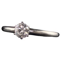 Tiffany and Co, bague de fiançailles rétro en platine avec diamant taille ancienne