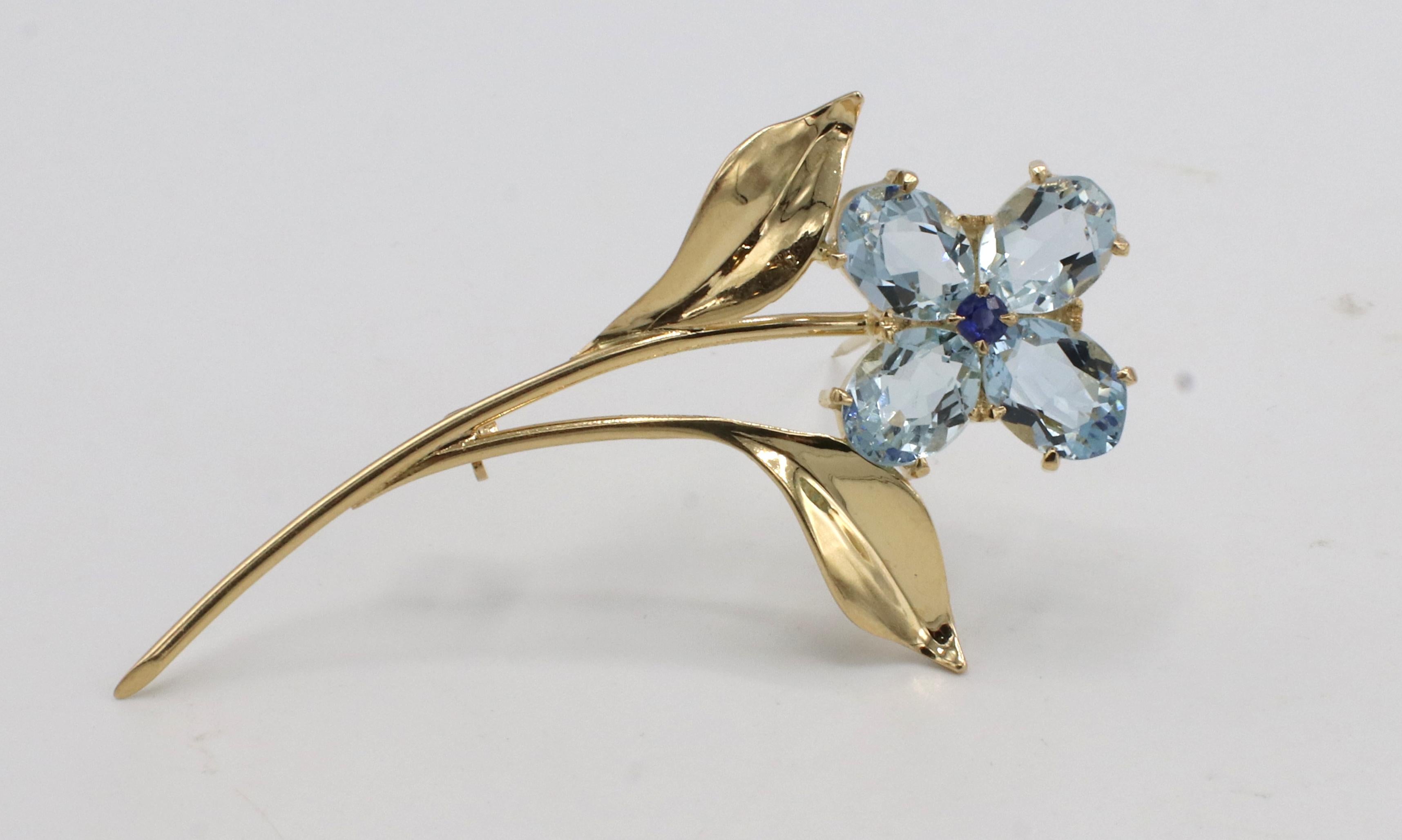 Women's Retro Tiffany & Co. 14 Karat Gold Aquamarina & Sapphire Flower Brooch Pin 