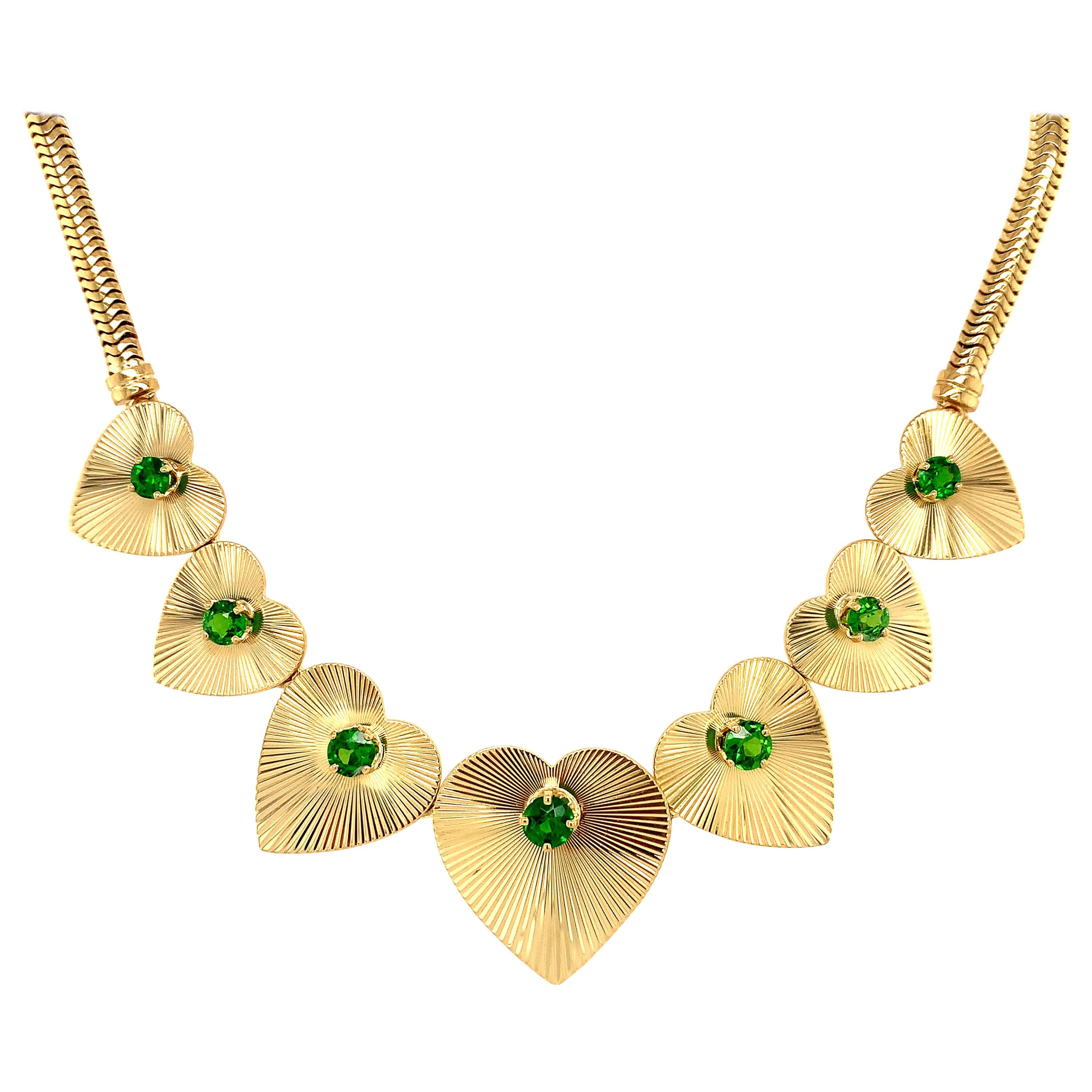 Retro Tiffany & Co. Herz- und grüner Granat-Halskette im Angebot