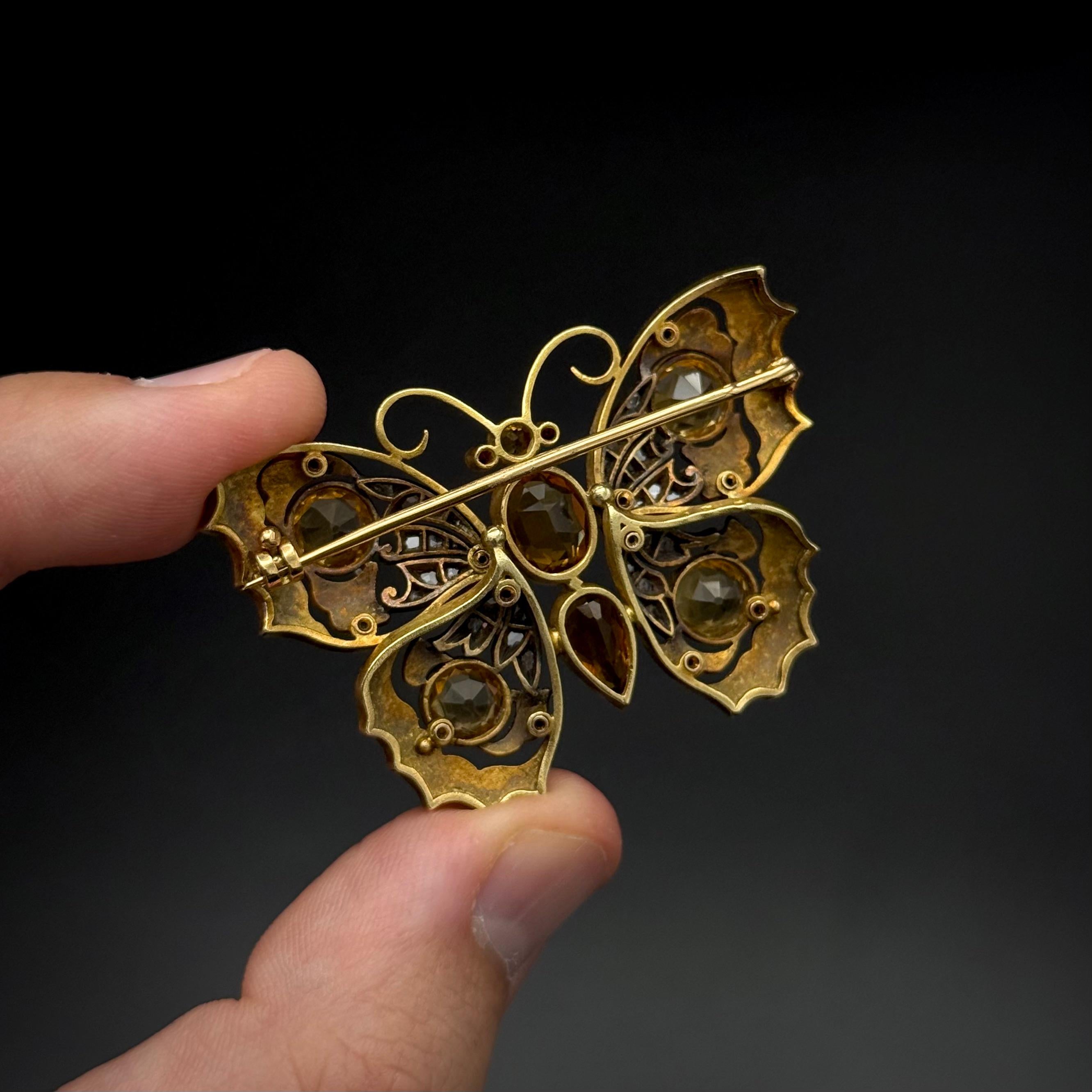 da uomo o donna Spilla a farfalla con smalto retrò Topazio Citrino Rubino Diamante Oro Portoghese 1940s in vendita