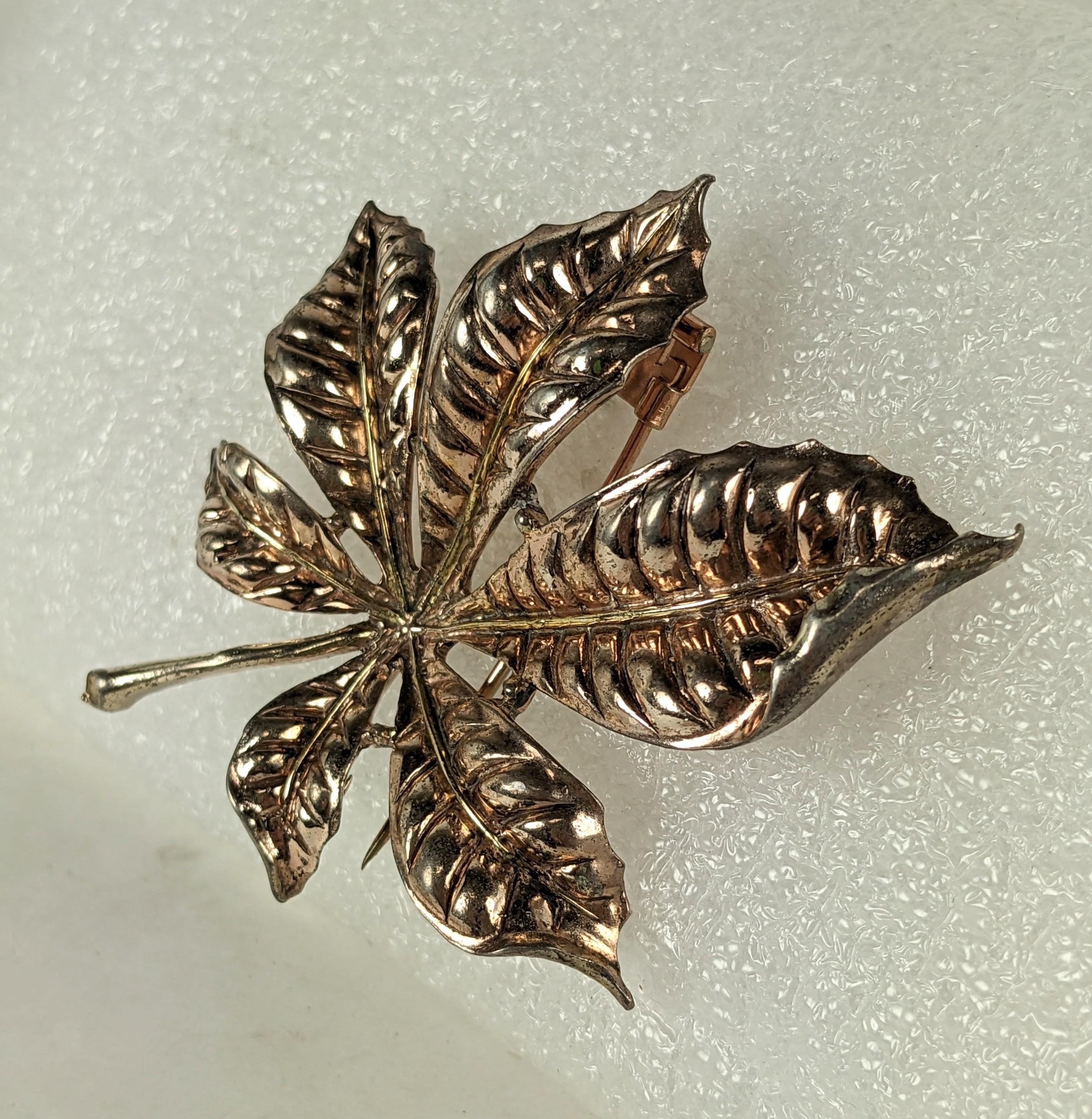 Retro Trifari Sterling Vermeil Clip by Alfred Phillipe In Good Condition For Sale In New York, NY
