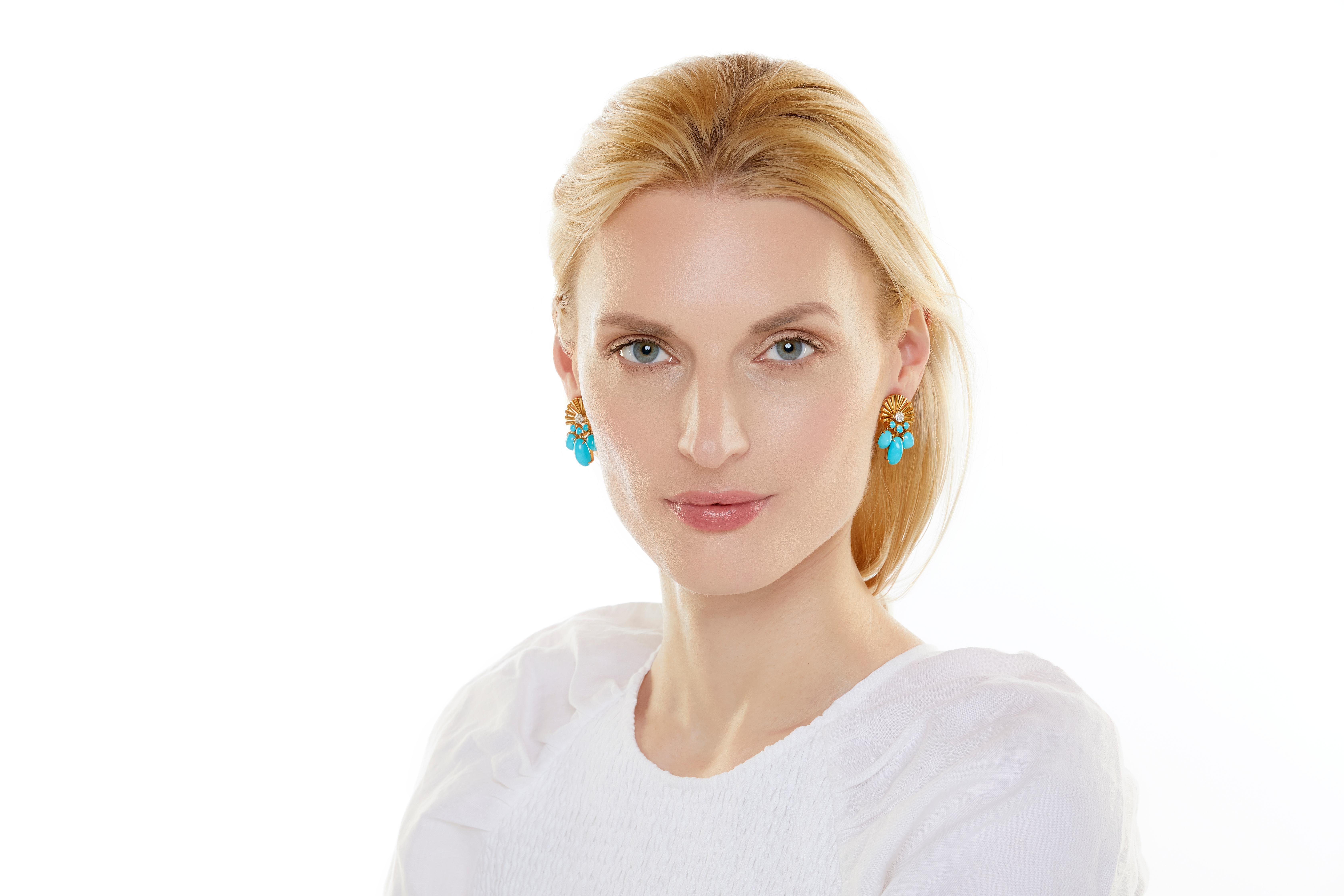 Retro Turquoise and Diamond Ear Clips In Excellent Condition For Sale In Weston, MA