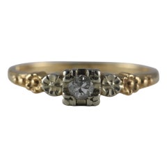 Retro Two-Tone Diamond Solitaire Floral Ring