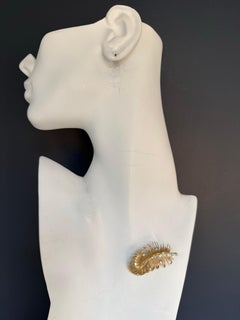 Retro Two Tone Gold 0.35 Carat Natural Diamond Leaf Pin Brooch Circa 1975