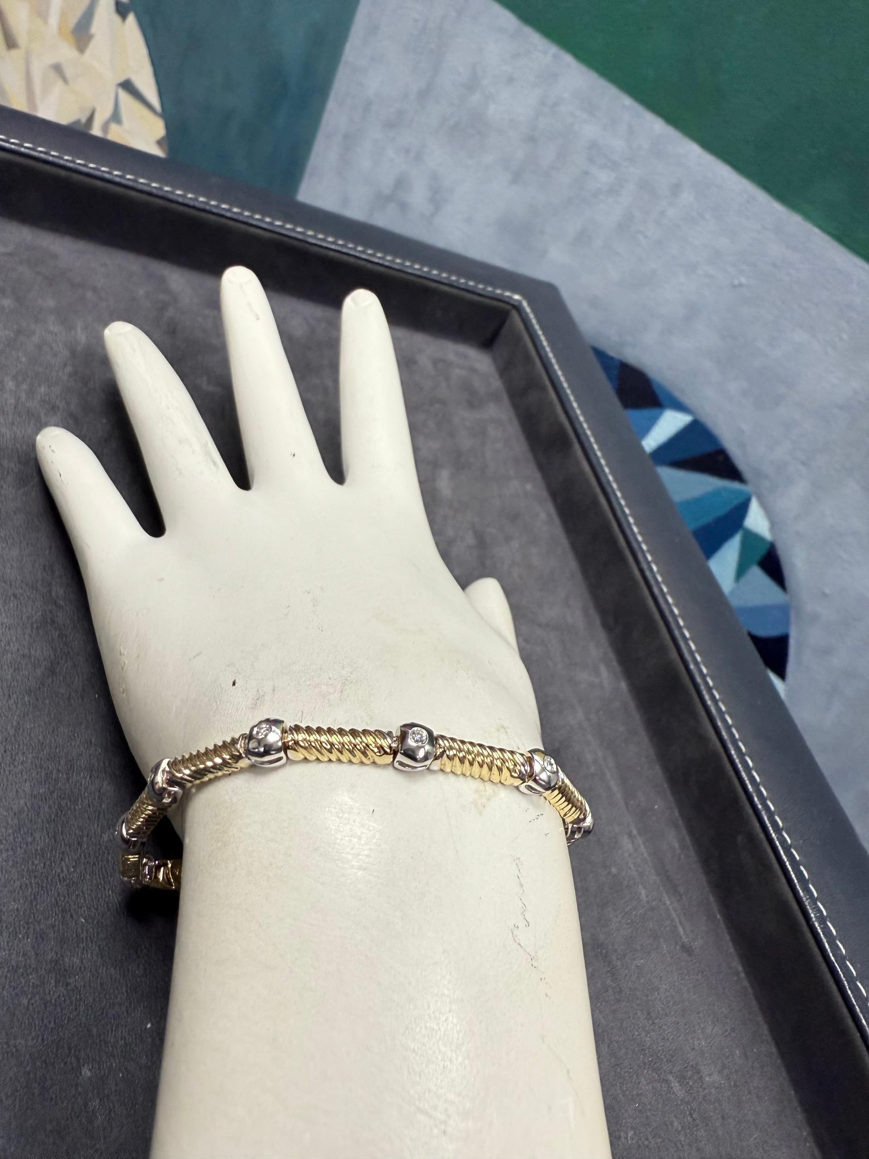 Retro Zwei-Ton-Gold 0,38 Karat natürlichen Diamant-Armband CIRCA 1990 im Angebot 3