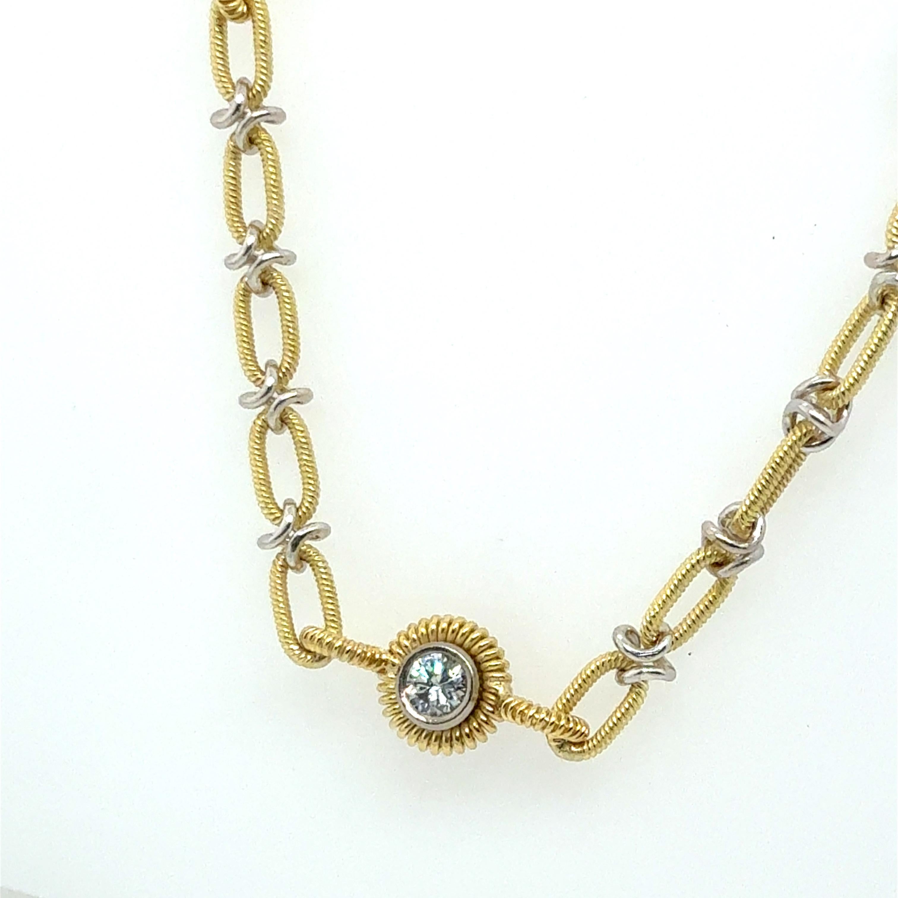 Retro Two Tone Gold 1.5 Carat Natural Diamond Statement Necklace Made in Italy Pour femmes en vente