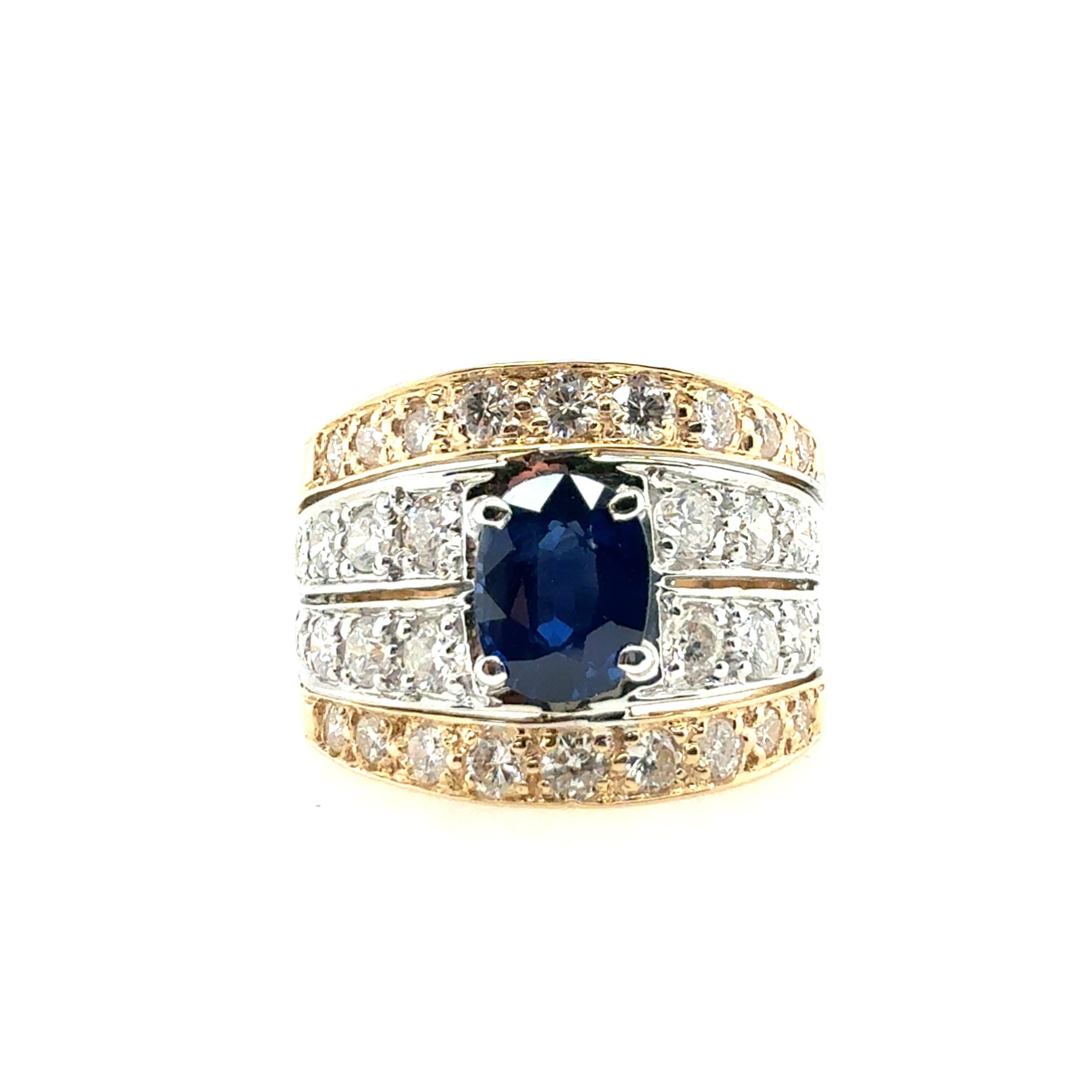 Retro Two-Tone Gold 3 Carat Natural Royal Blue Sapphire & Diamond Ring 1980 For Sale 3