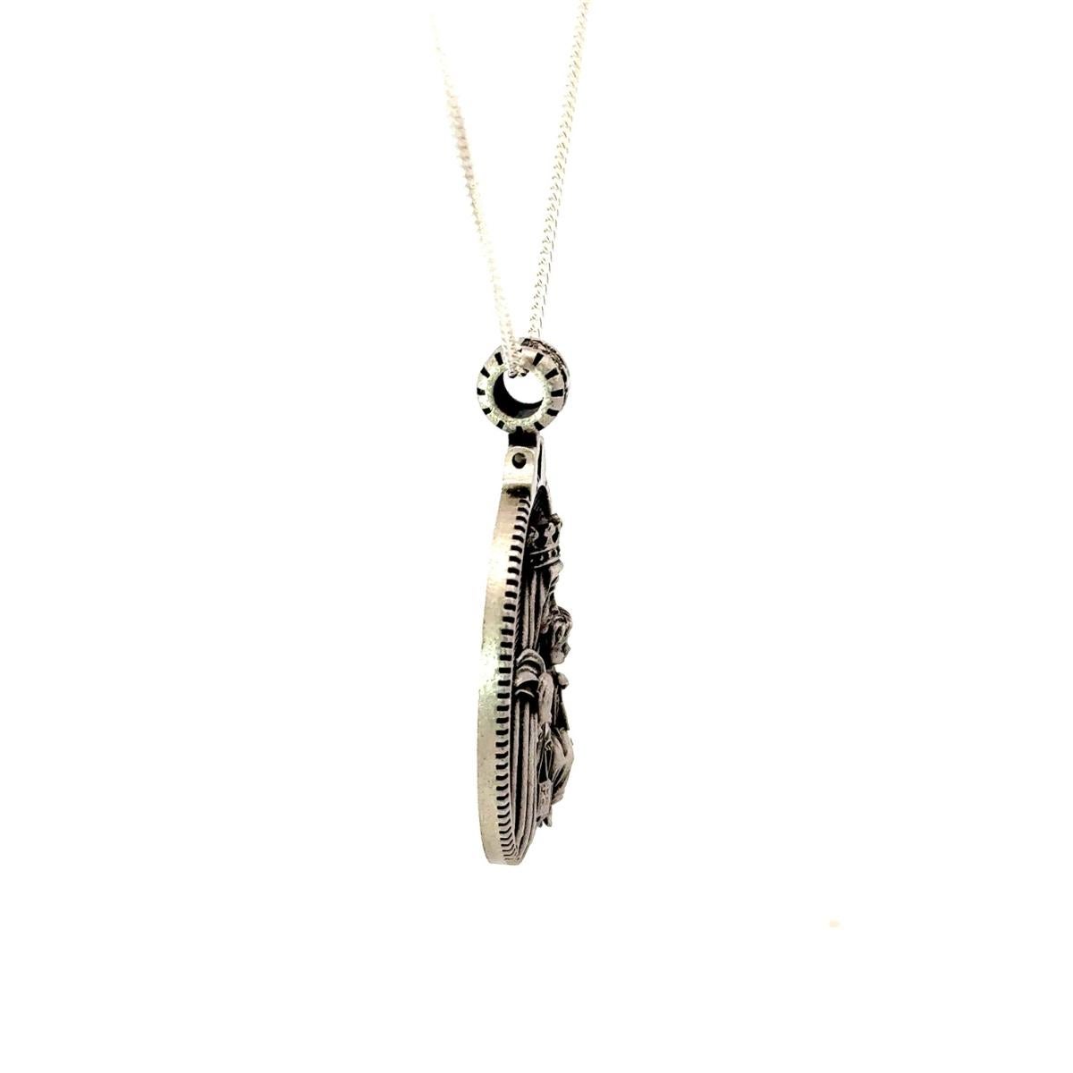 da uomo o donna Ciondolo unisex retrò a forma di medaglione della Signora del Monte Carpello in Argento 925 in vendita