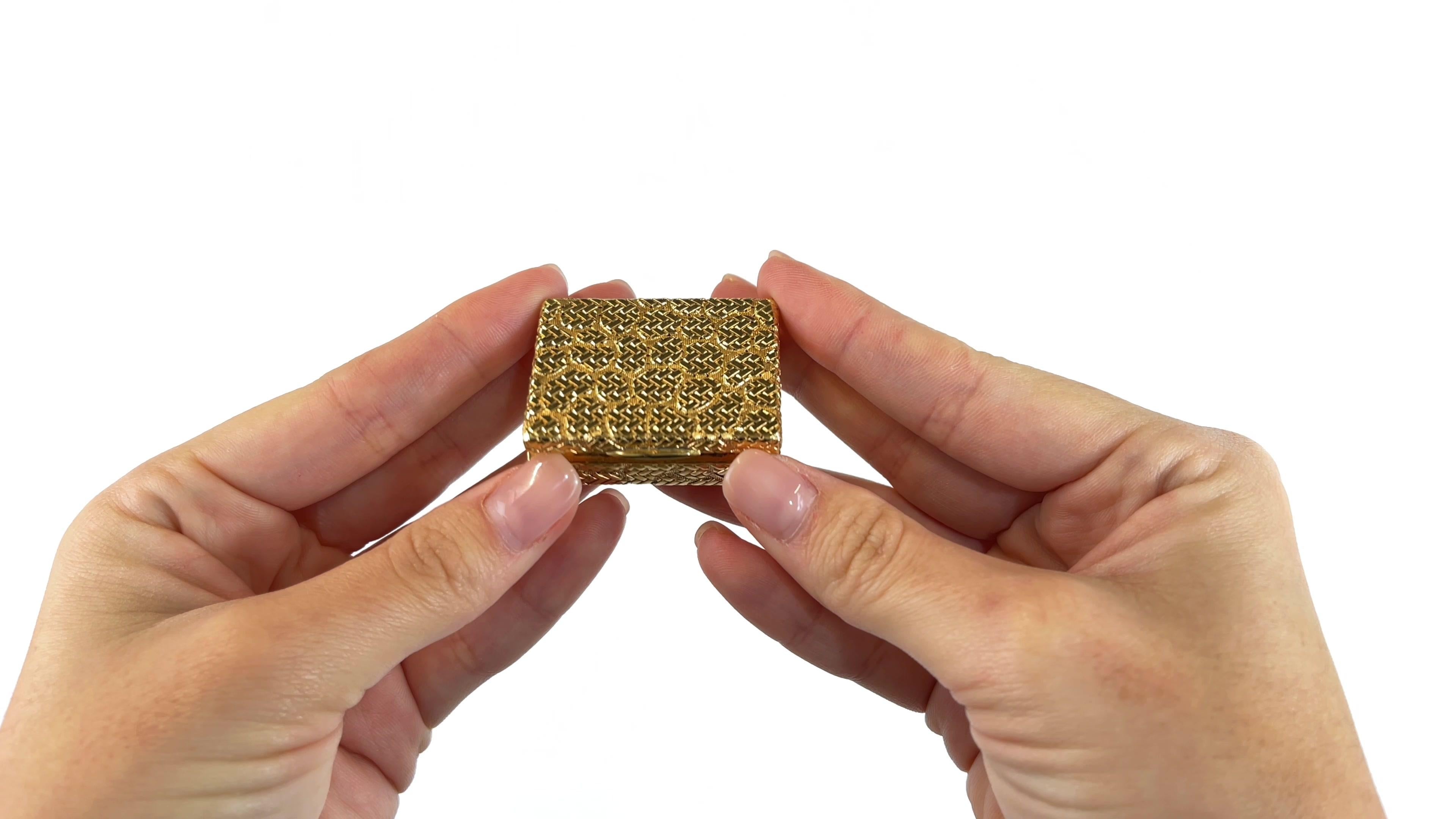 One Retro Van Cleef and Arpels 18k Gold Pill Box. Crafted in 18 karat yellow gold with French hallmarks, signed VCA, B122490. Circa 1940s. 

About The Piece: Do you strive for a timeless iconic lifestyle? Consider this legendary Retro Van Cleef and