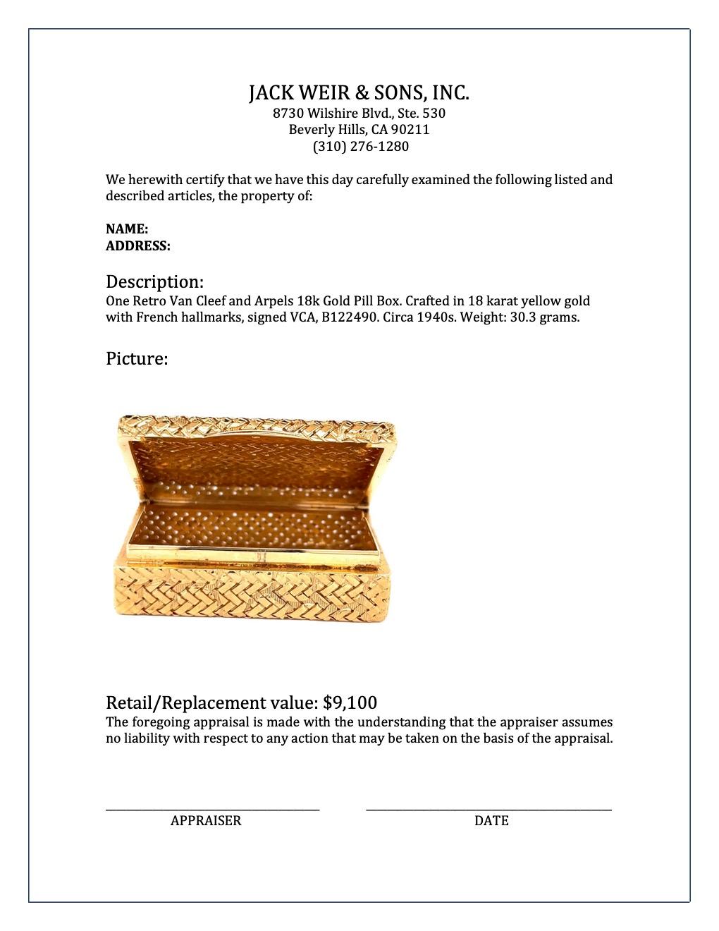 Retro Van Cleef and Arpels 18 Karat Gold Pill Box 1