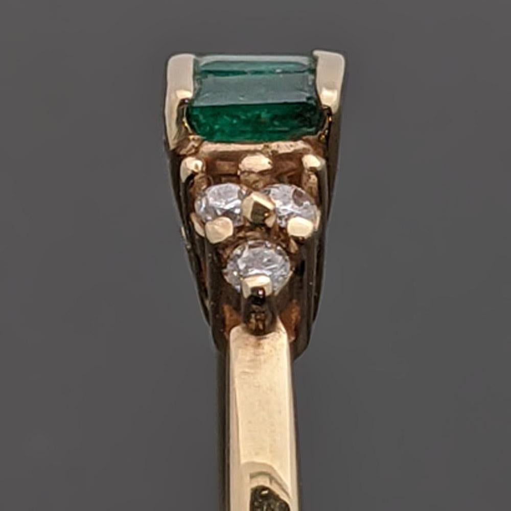 vintage emerald rings gold