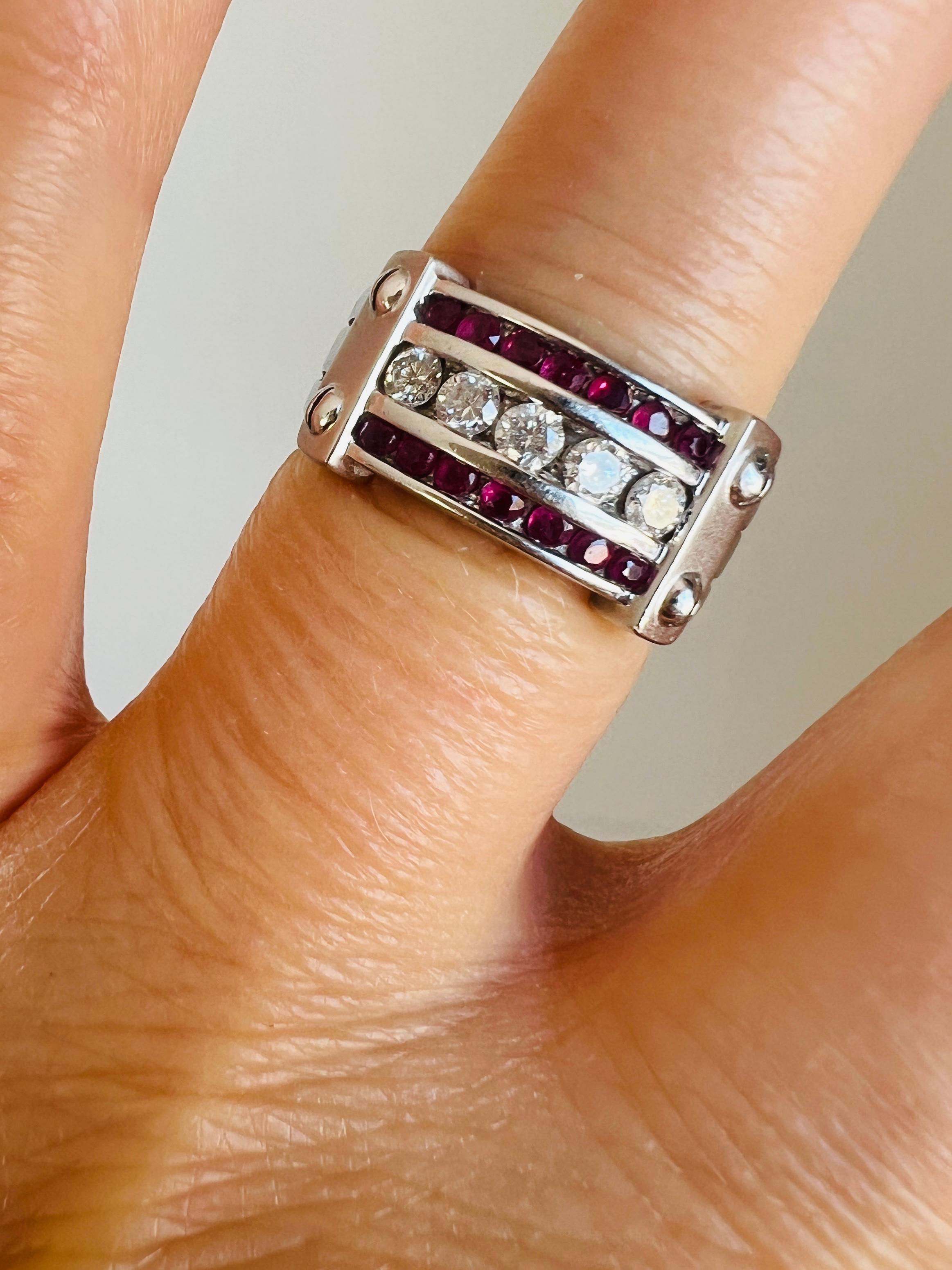 Retro Vintage 18k White Gold Ruby Diamond Ring In Good Condition For Sale In Sausalito, CA