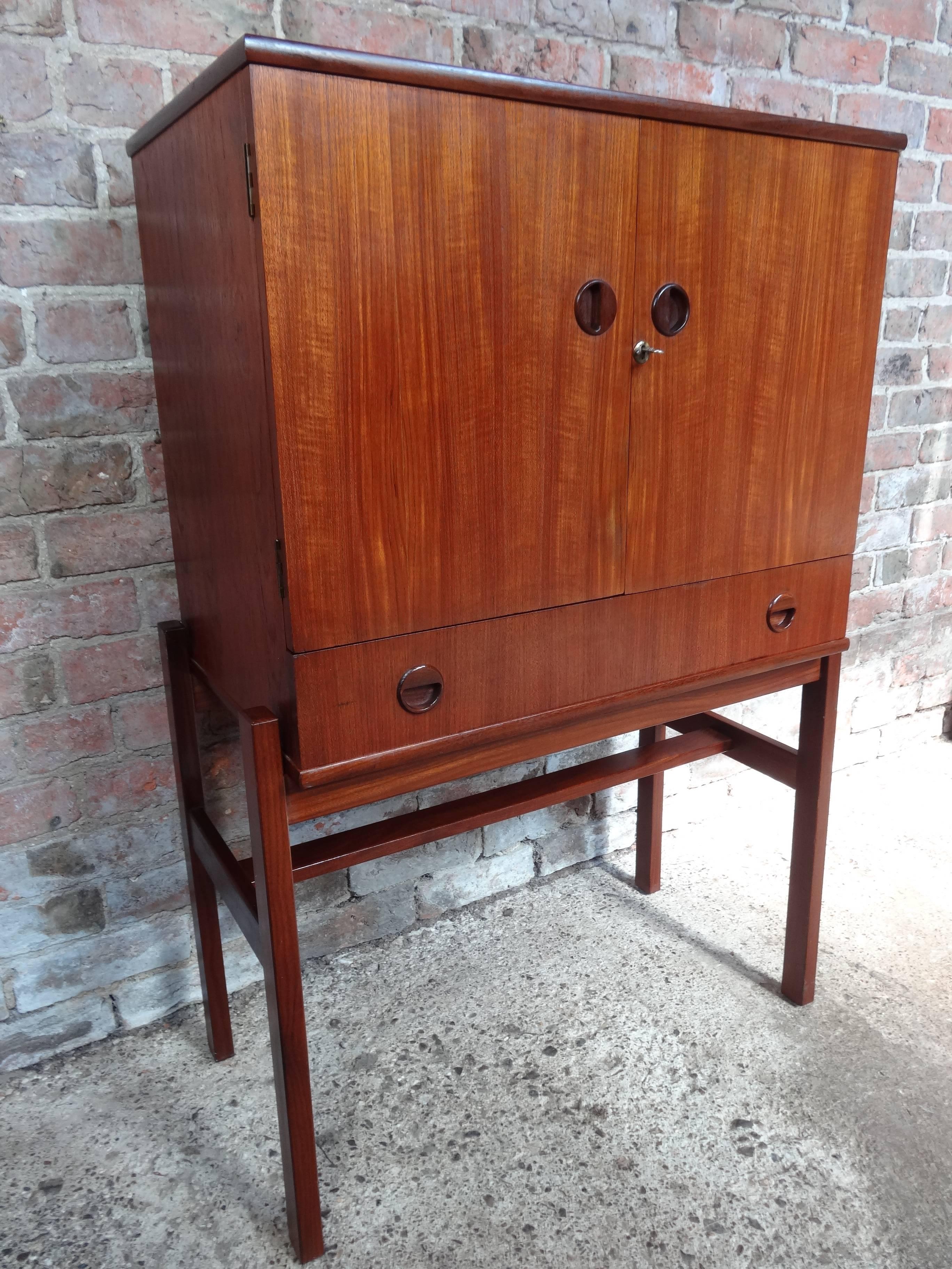 1960s sideboard with drinks cabinet