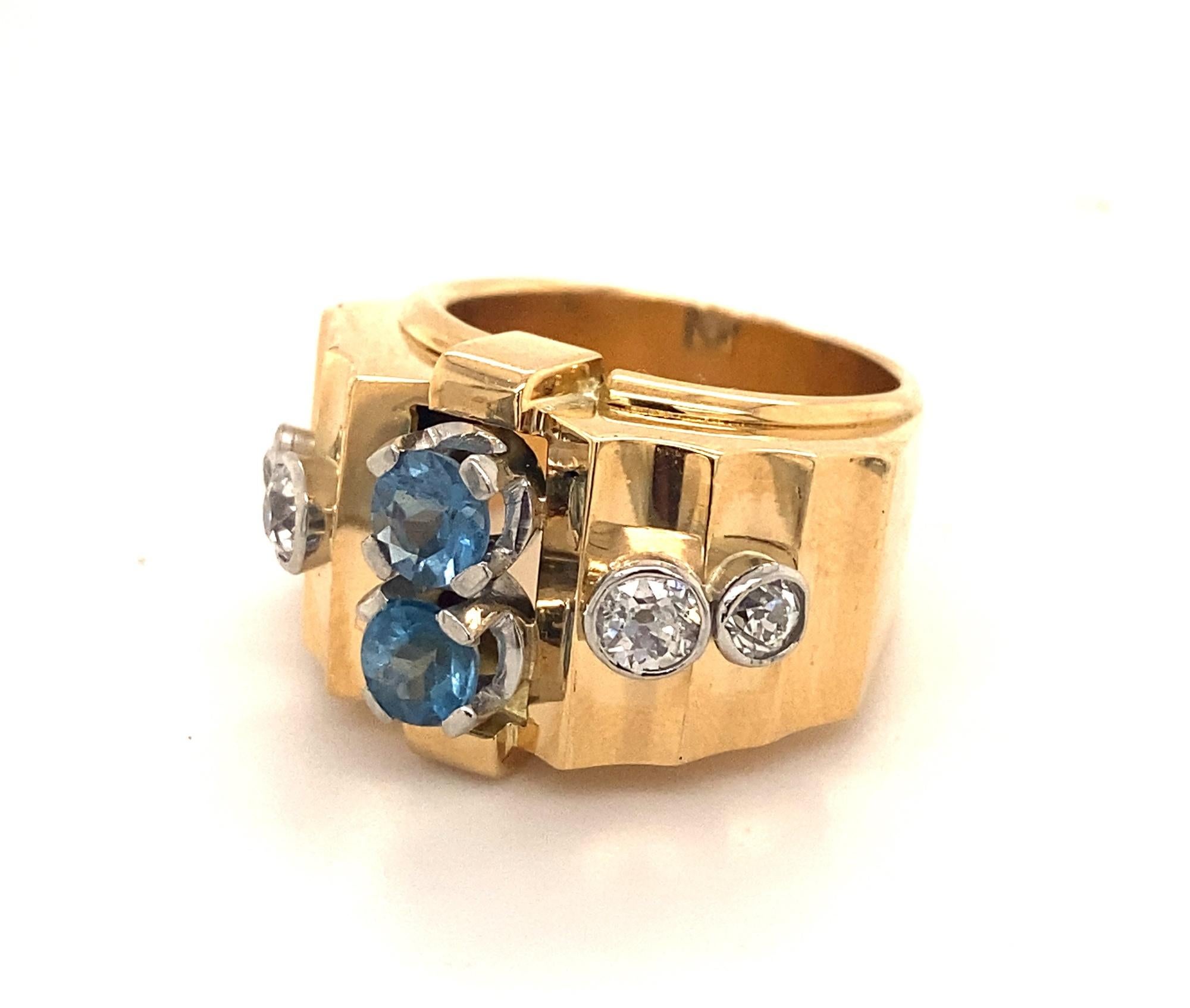 Women's Retro Vintage Aquamarine Diamonds 18K Yellow Gold Buckle Ring For Sale