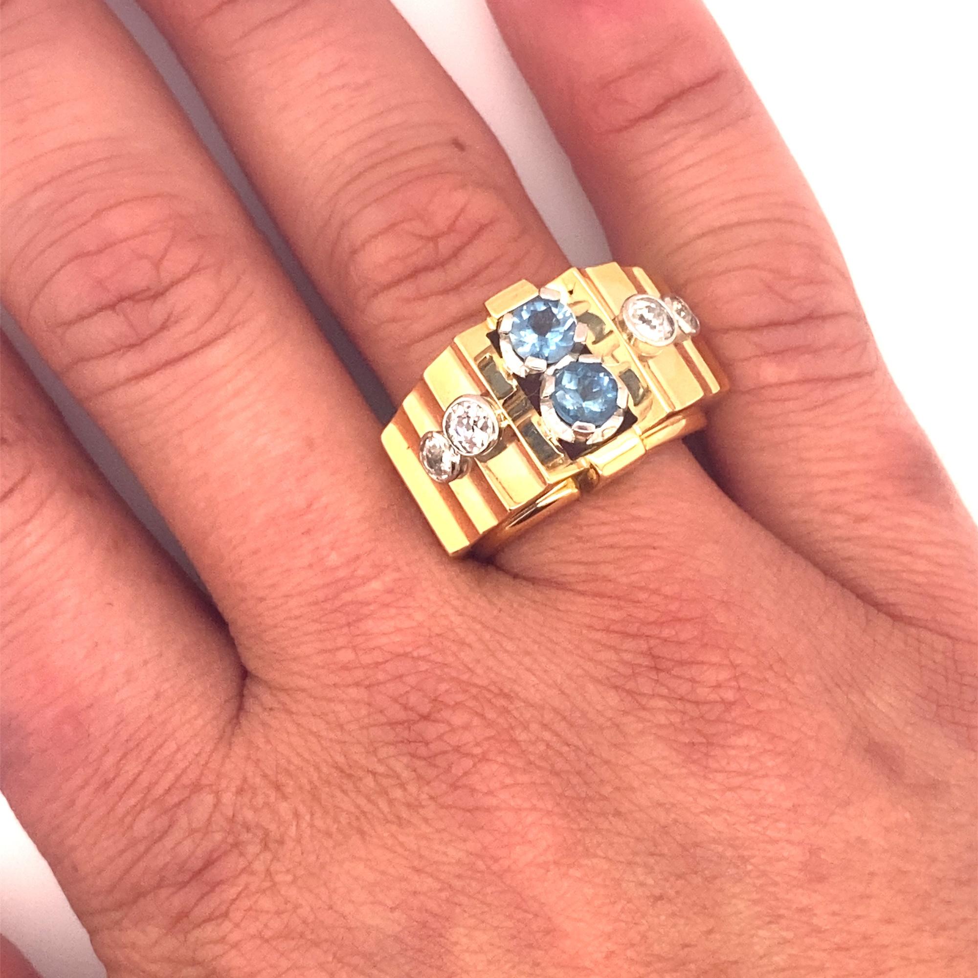 Retro Vintage Aquamarine Diamonds 18K Yellow Gold Buckle Ring For Sale 3