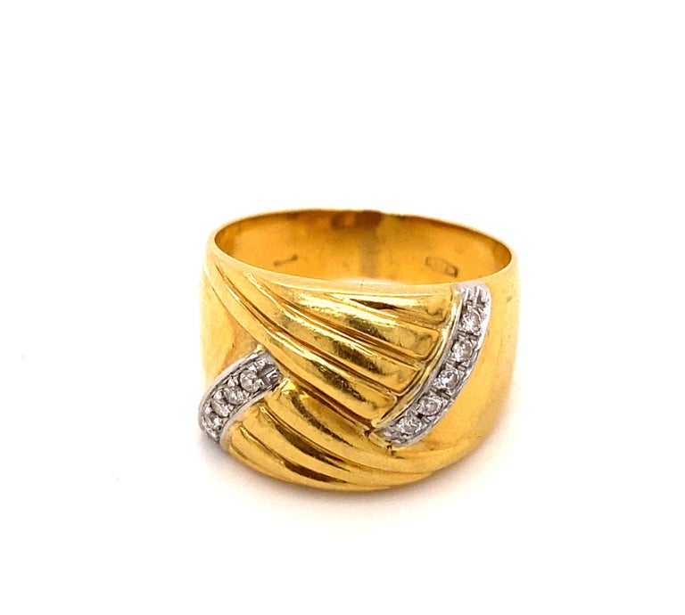 Retro Vintage Fan Design Diamond Plat 18K Gold Ring For Sale at 1stDibs