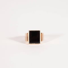 Retro Vintage Men's Black Onyx Ring in 14 Karat Yellow Gold