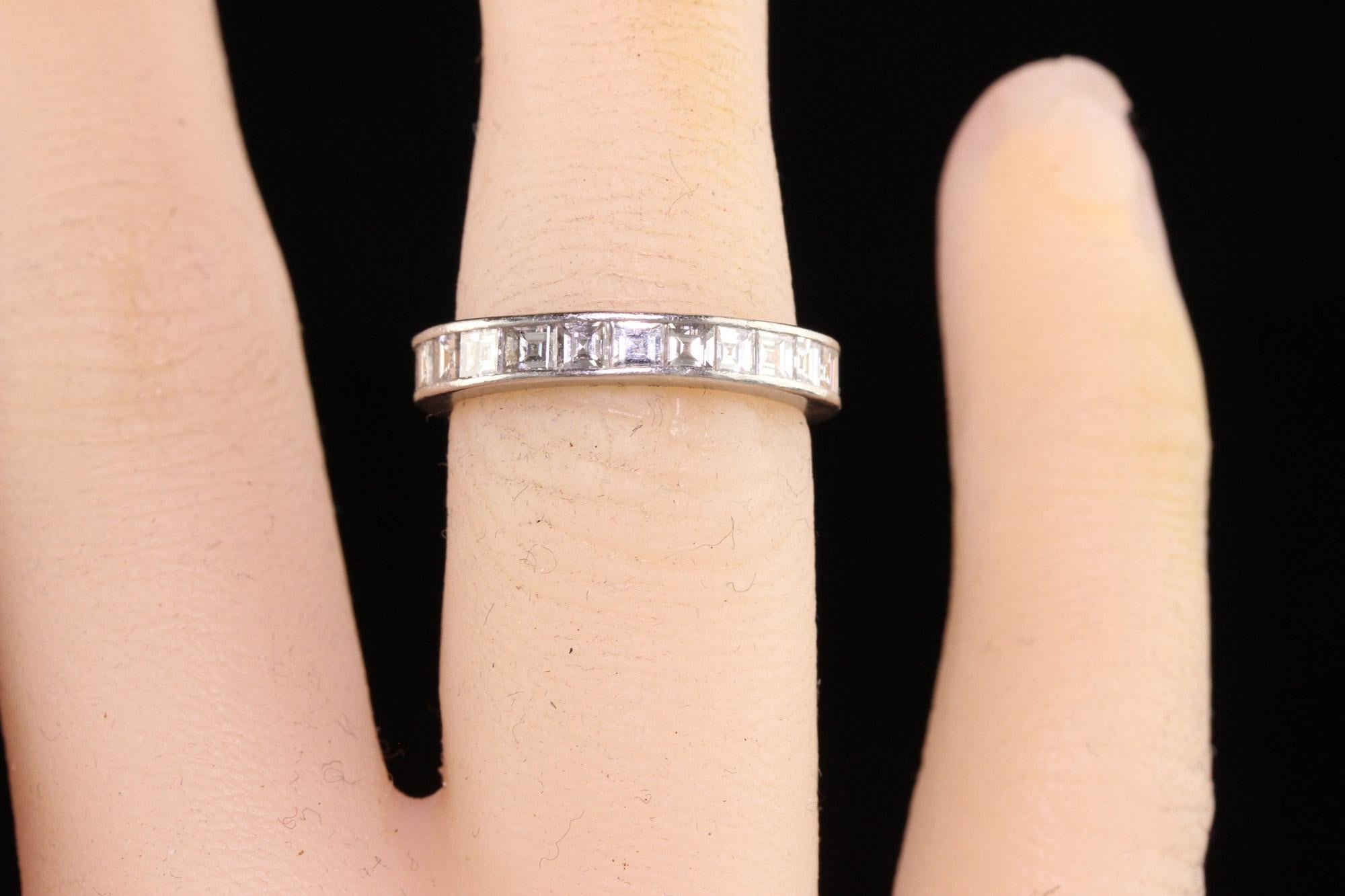 Retro Vintage Platinum Carre Cut Diamond Eternity Band In Good Condition For Sale In Great Neck, NY