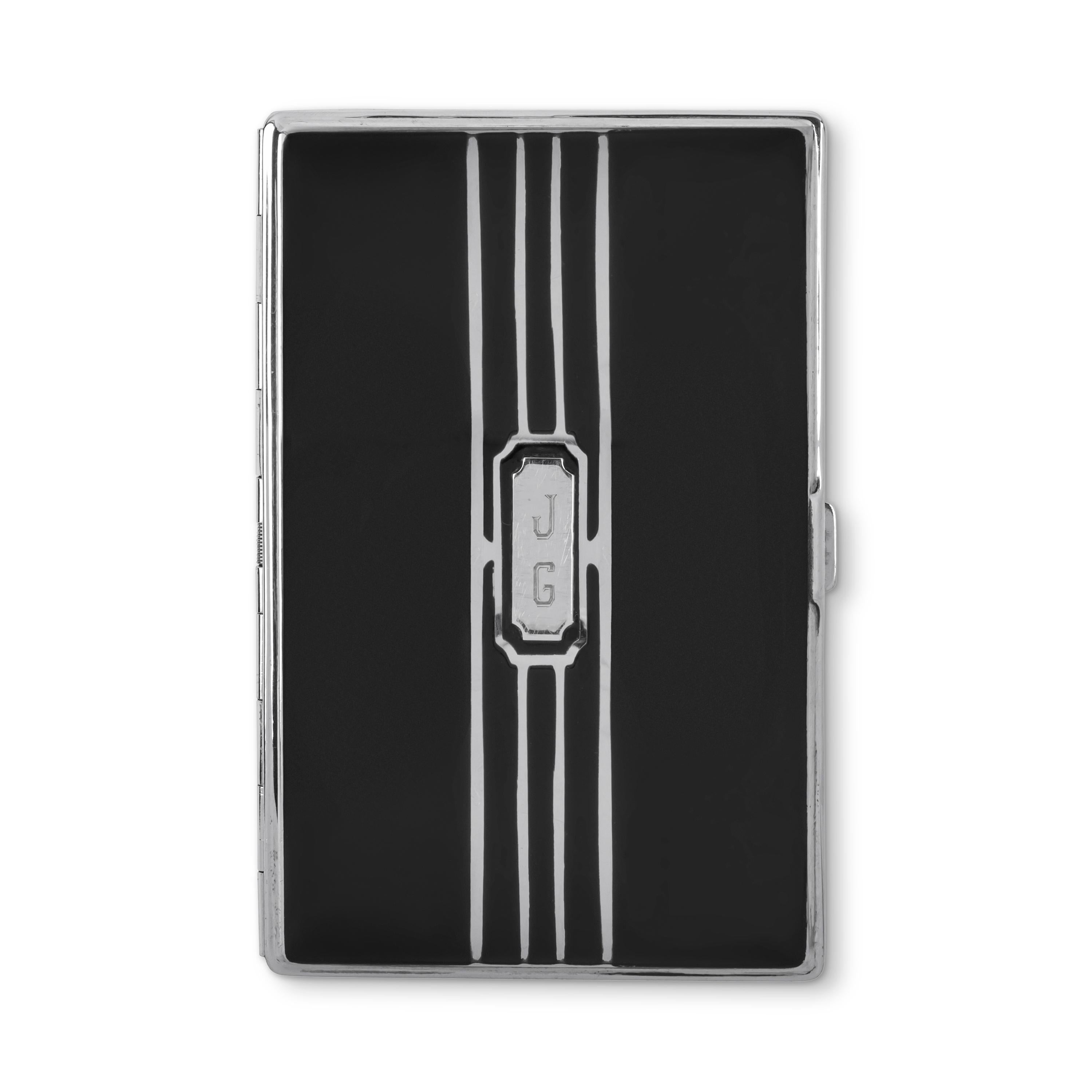 RETRO and VINTAGE WORKING RONSON BLACK & SILVER CIGARETTE CASE 
3 1/8” x 5”
Silver 
Signed 
Black enamel 
In mint condition 
Clasp works perfectly
Feels heavy and expensive 
First owner from estate
Artdeco 
Perfect for a special gift with rich