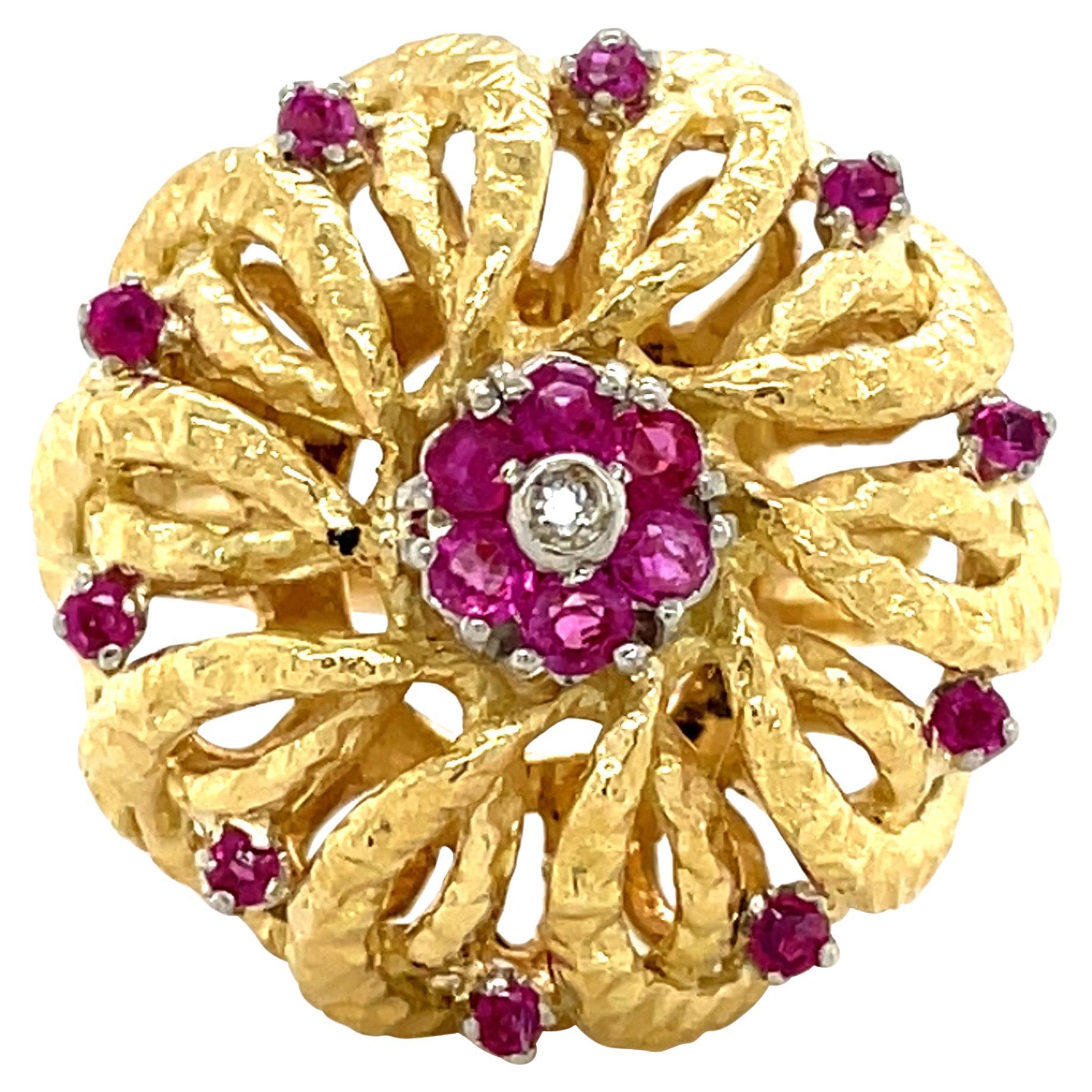 Retro Vintage Ruby & Diamond Cocktail Ring, 18 Karat Gold Cocktail Ring For Sale