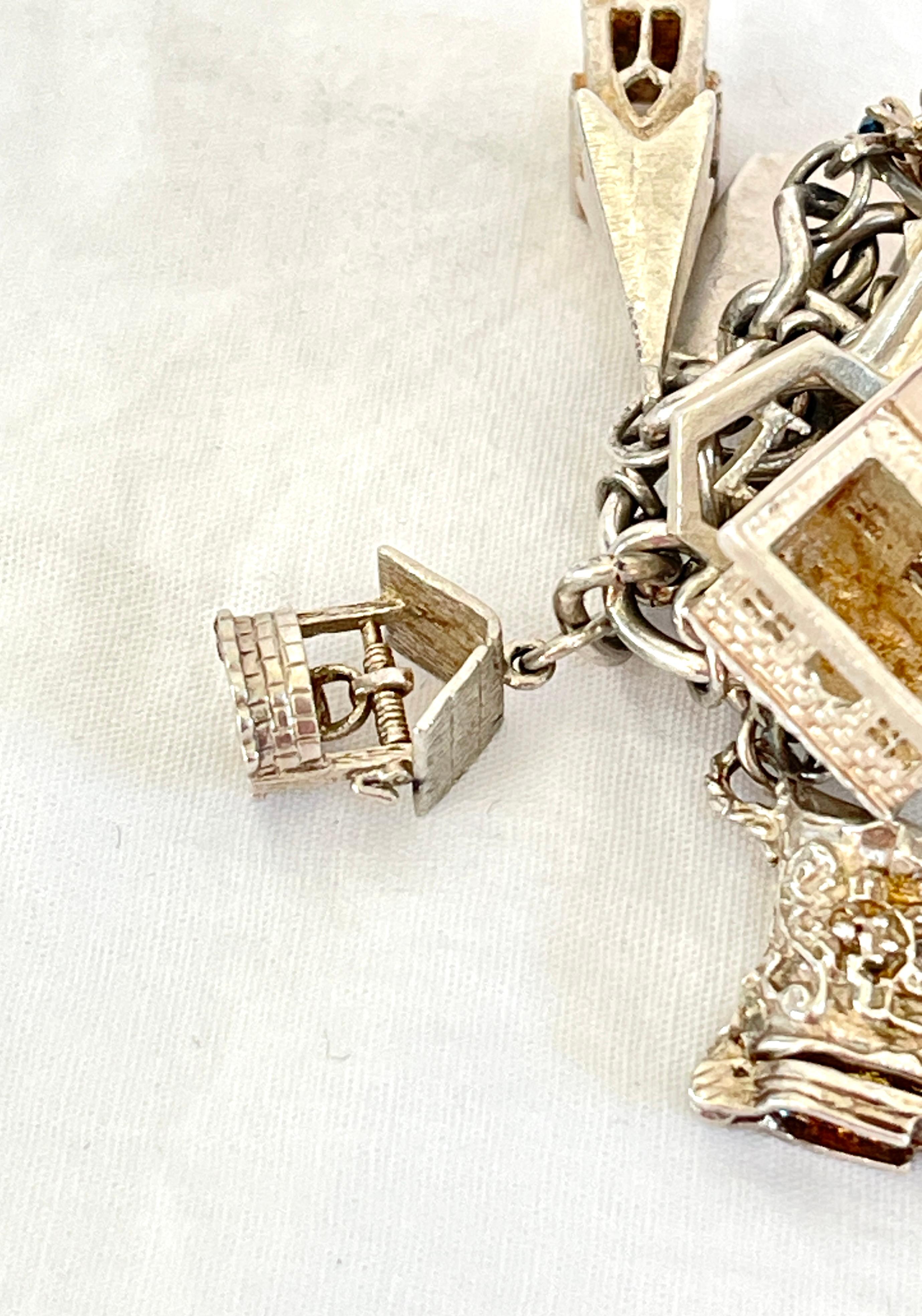 Retro Vintage Sterling Silver Charm Bracelet C1970s with Opening Charms 11