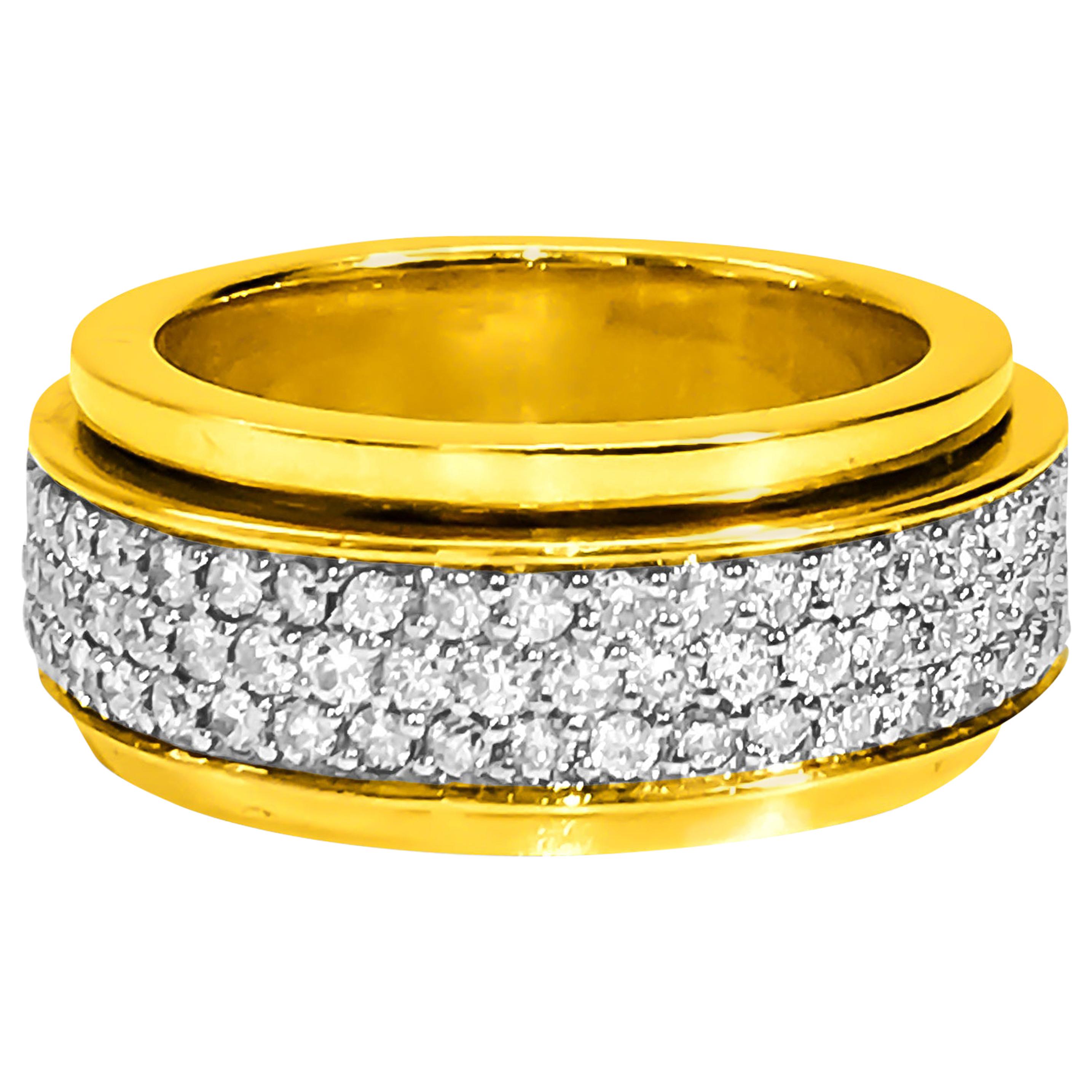 Retro VVS 4.50 Carat Diamond and Gold Band Ring For Sale