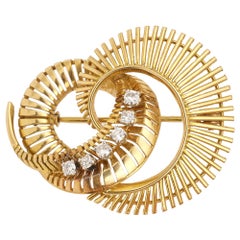 Retro Whirlwind Diamonds 18 Carat Yellow Gold Brooch Pin
