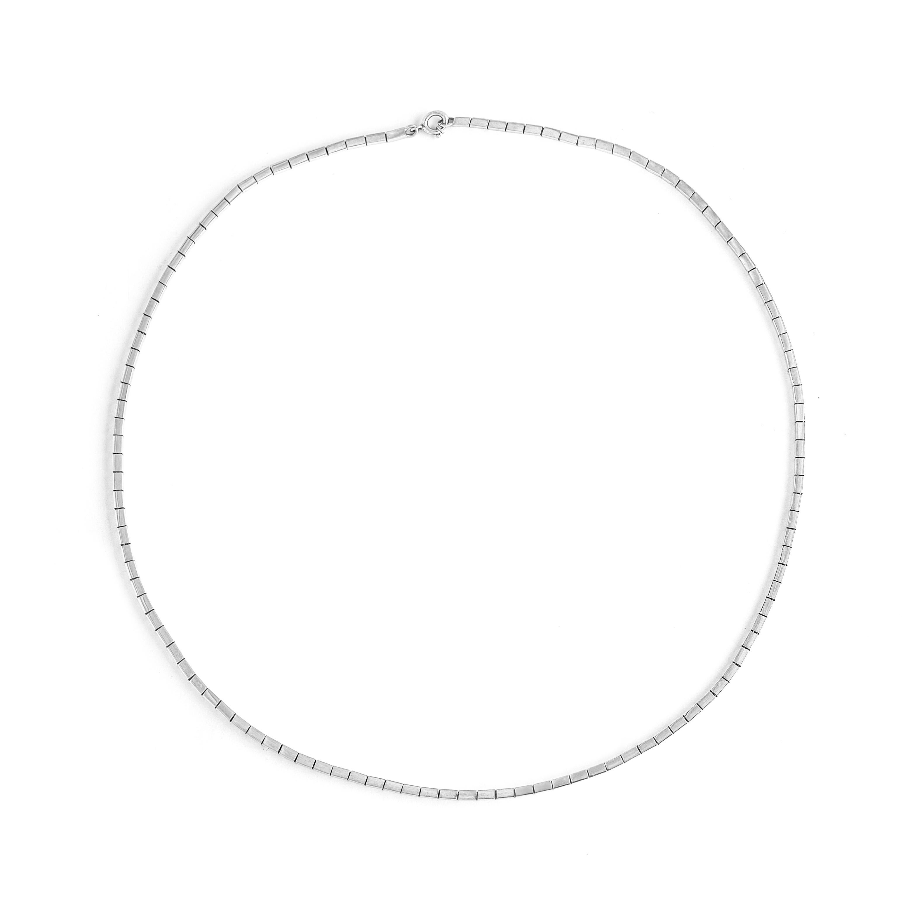 Retro White Gold Chain Necklace Early 20th Century In Good Condition For Sale In Geneva, CH