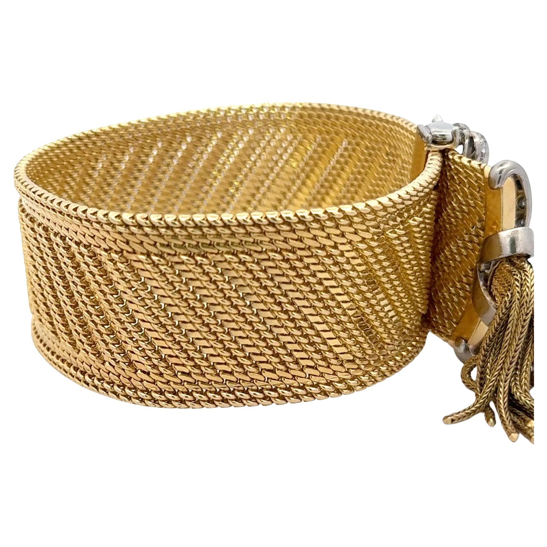 Pulsera retro con cierre de borla y hebilla ancha de diamantes 1,50 CTS Oro de 18 quilates 107,3 gramos Corte redondo en venta