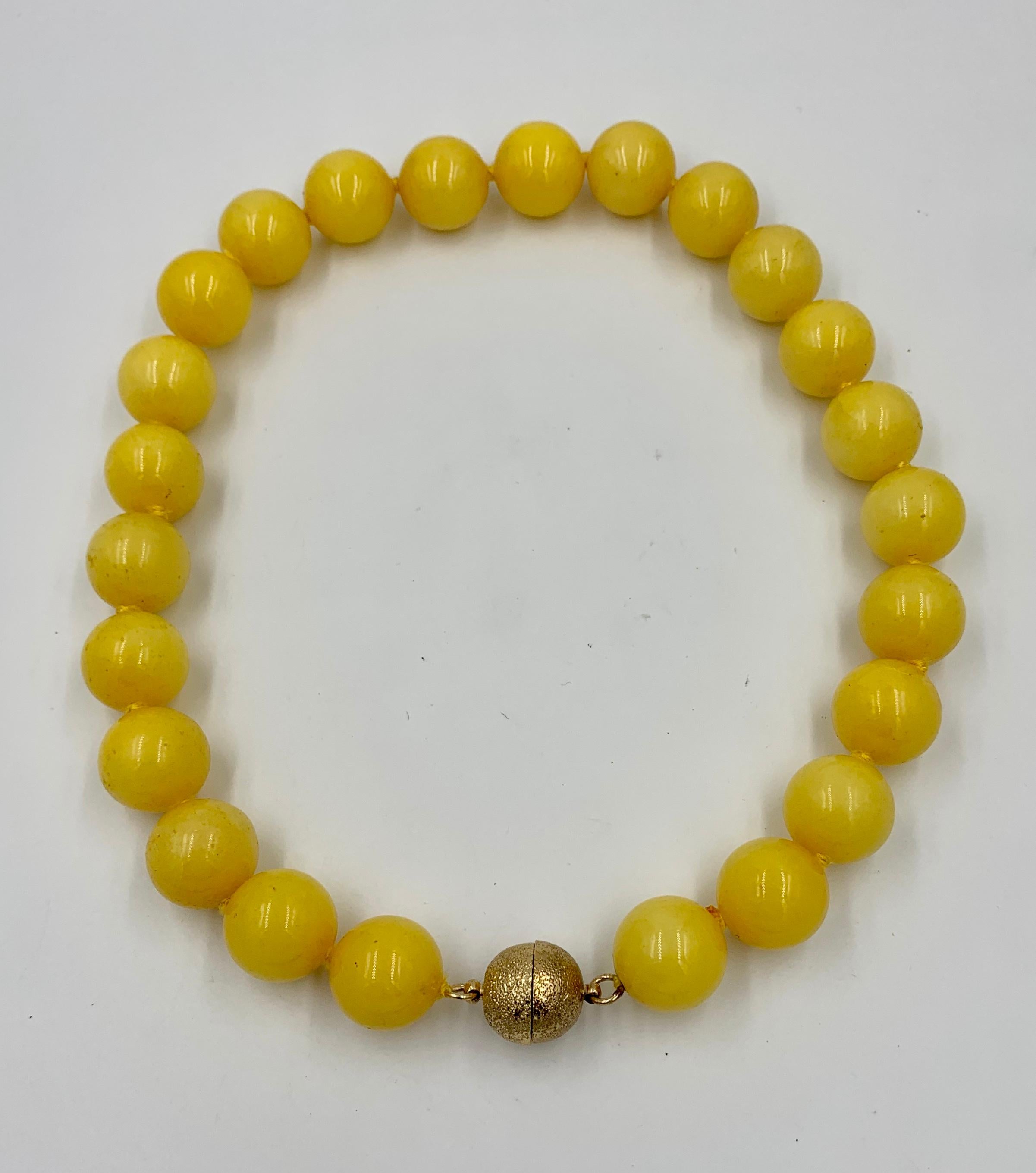 Women's Retro Yellow Chalcedony Necklace Beads