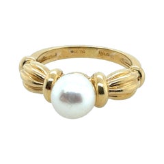 Retro Yellow Gold 7 mm South Sea Cultured Pearl Statement Ring Circa 1980
