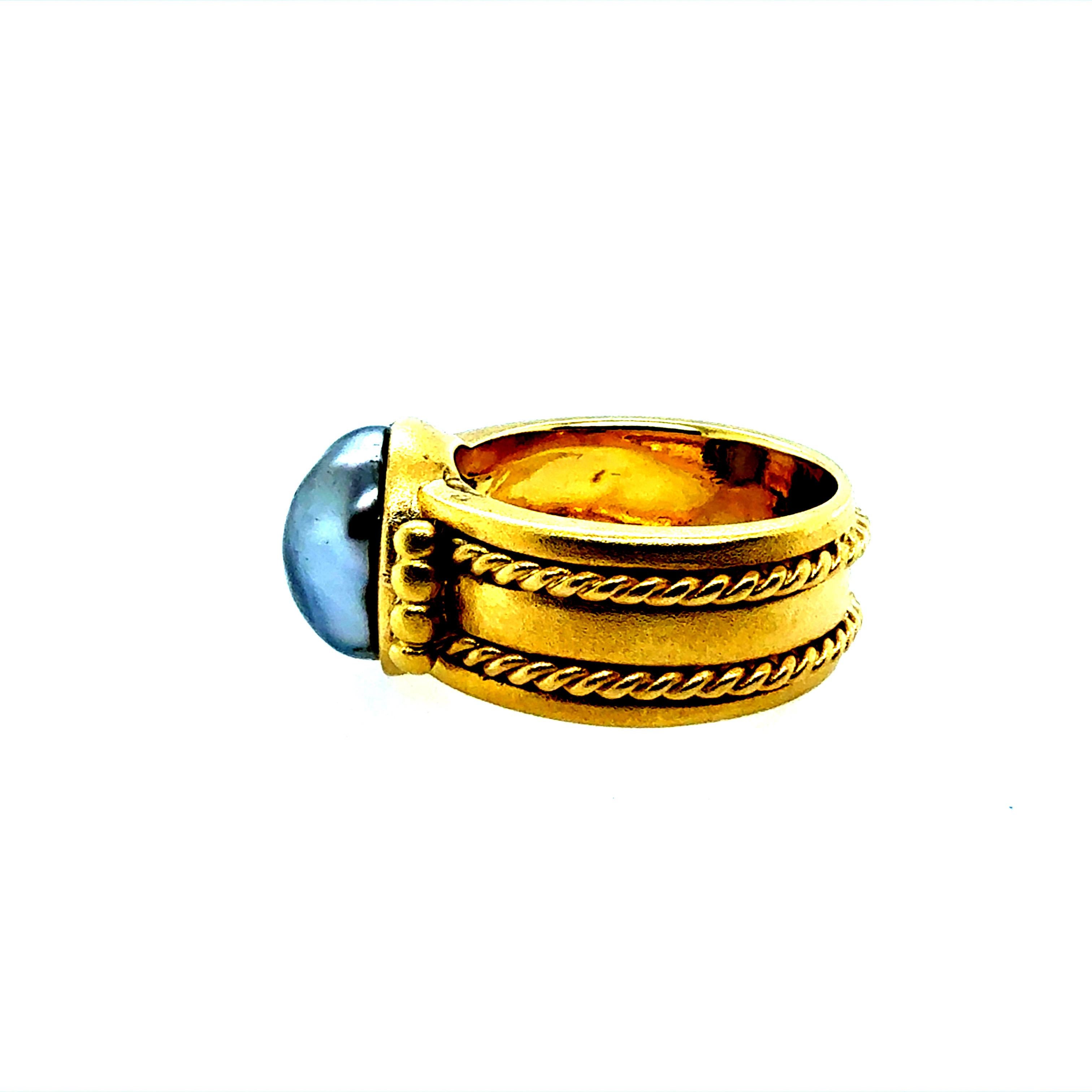 Bague rétro en or jaune avec perle baroque de Tahiti Circa 2000 Bon état - En vente à Los Angeles, CA