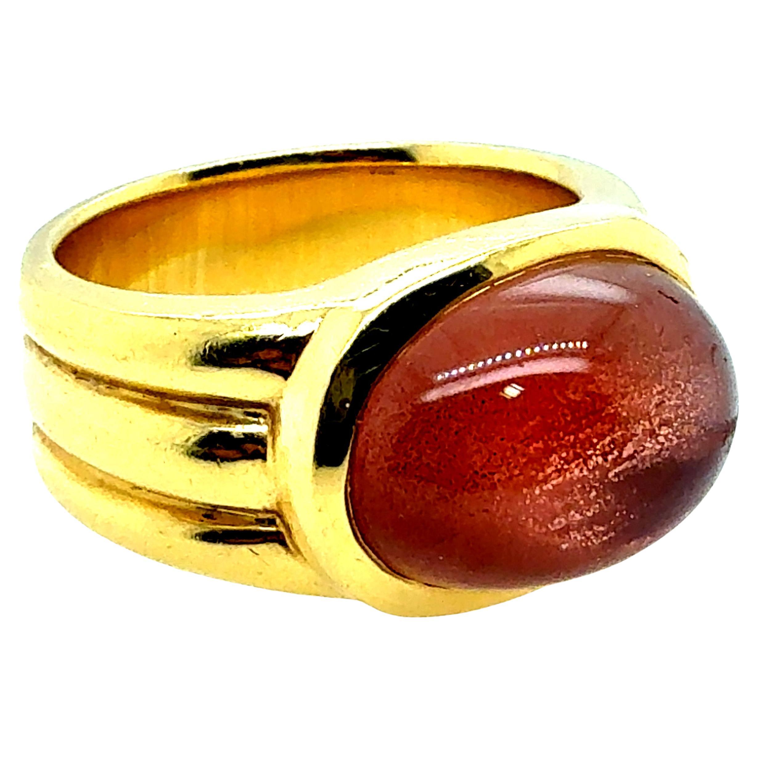 Retro Yellow Gold Cabochon Sunstone Feldspar Cocktail Ring, Circa 1980 For Sale