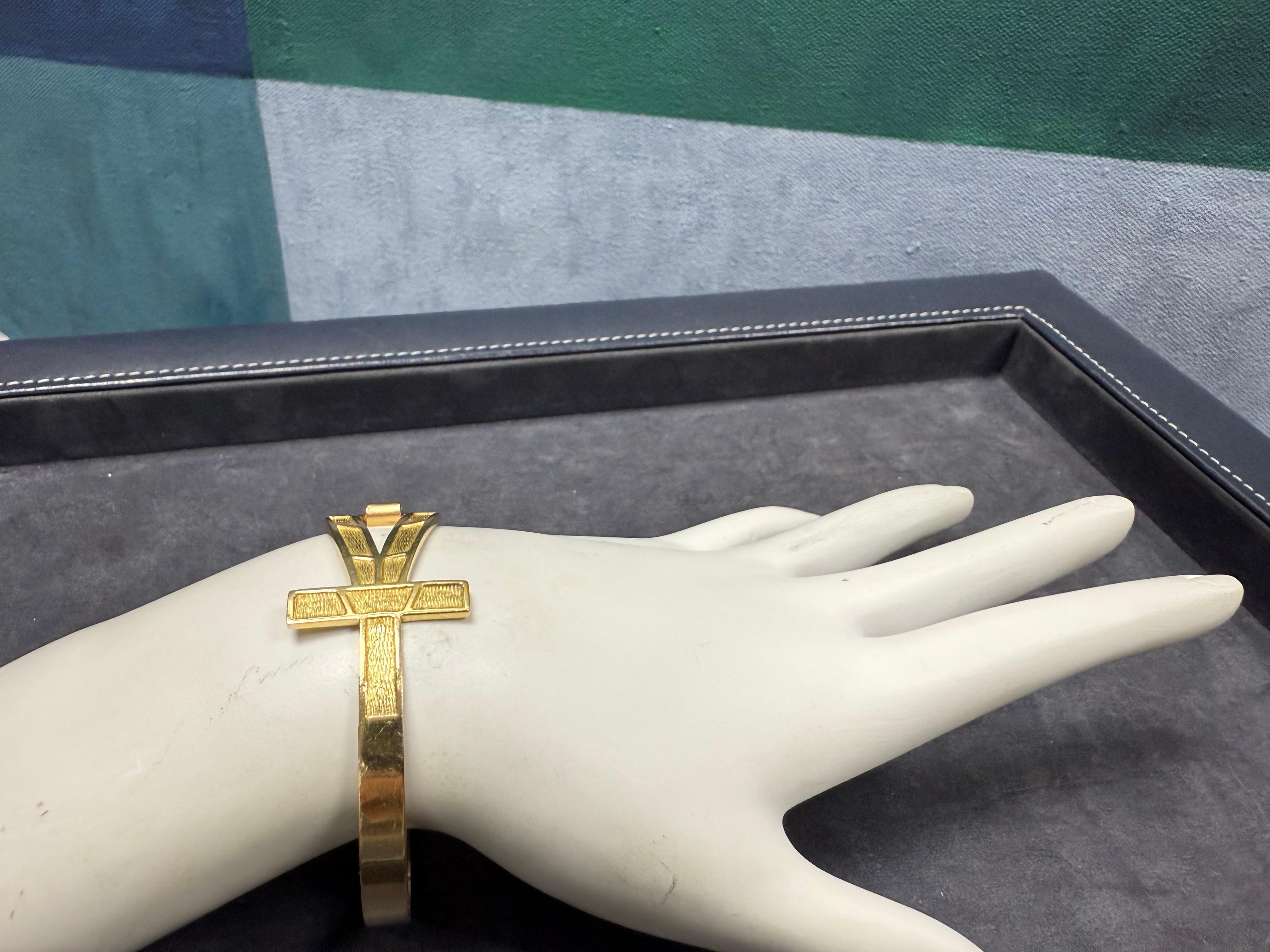 Bracciale Ankh egiziano retrò in oro giallo CIRCA 1985 in vendita 1