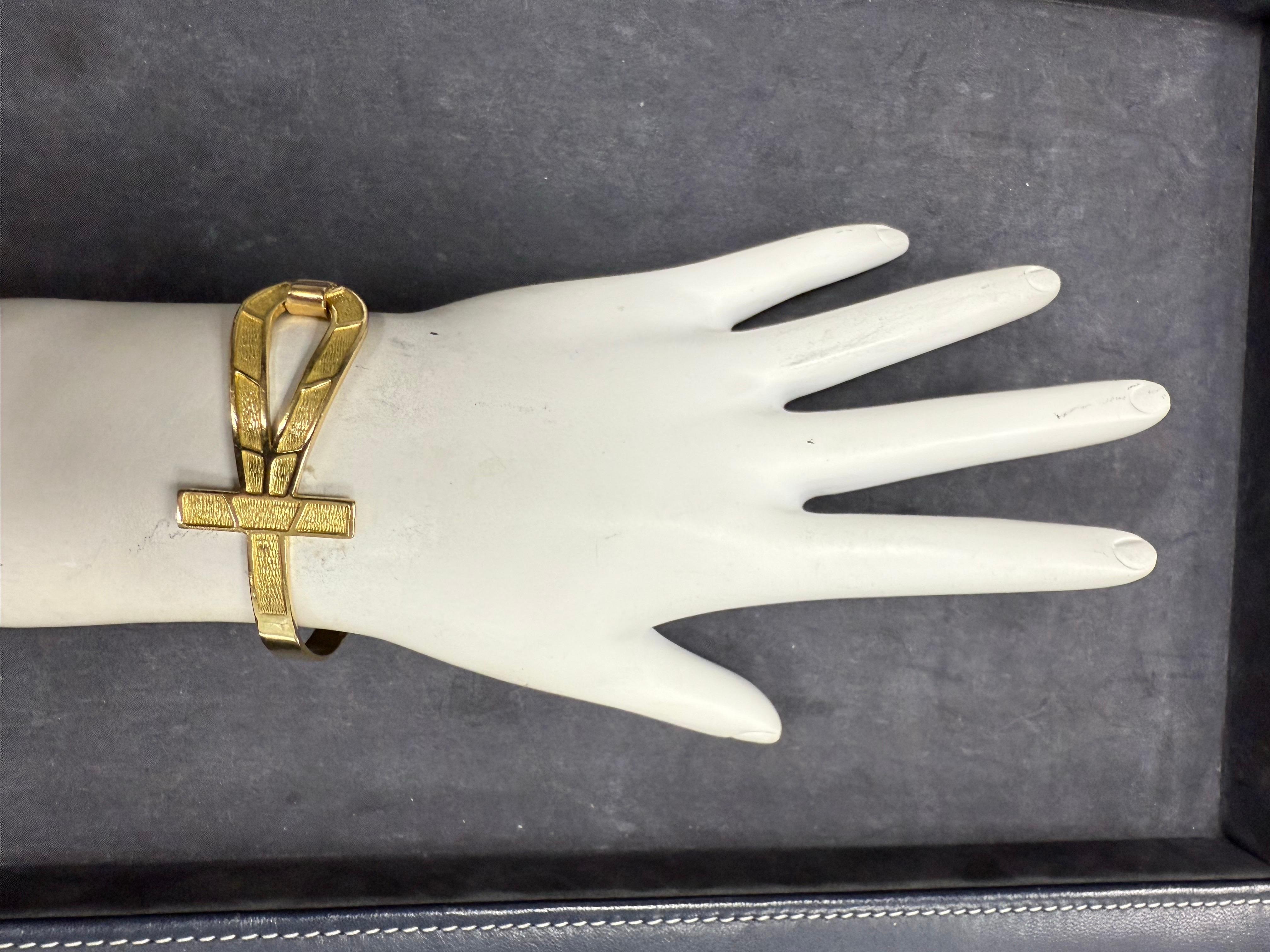Bracciale Ankh egiziano retrò in oro giallo CIRCA 1985 in vendita 2