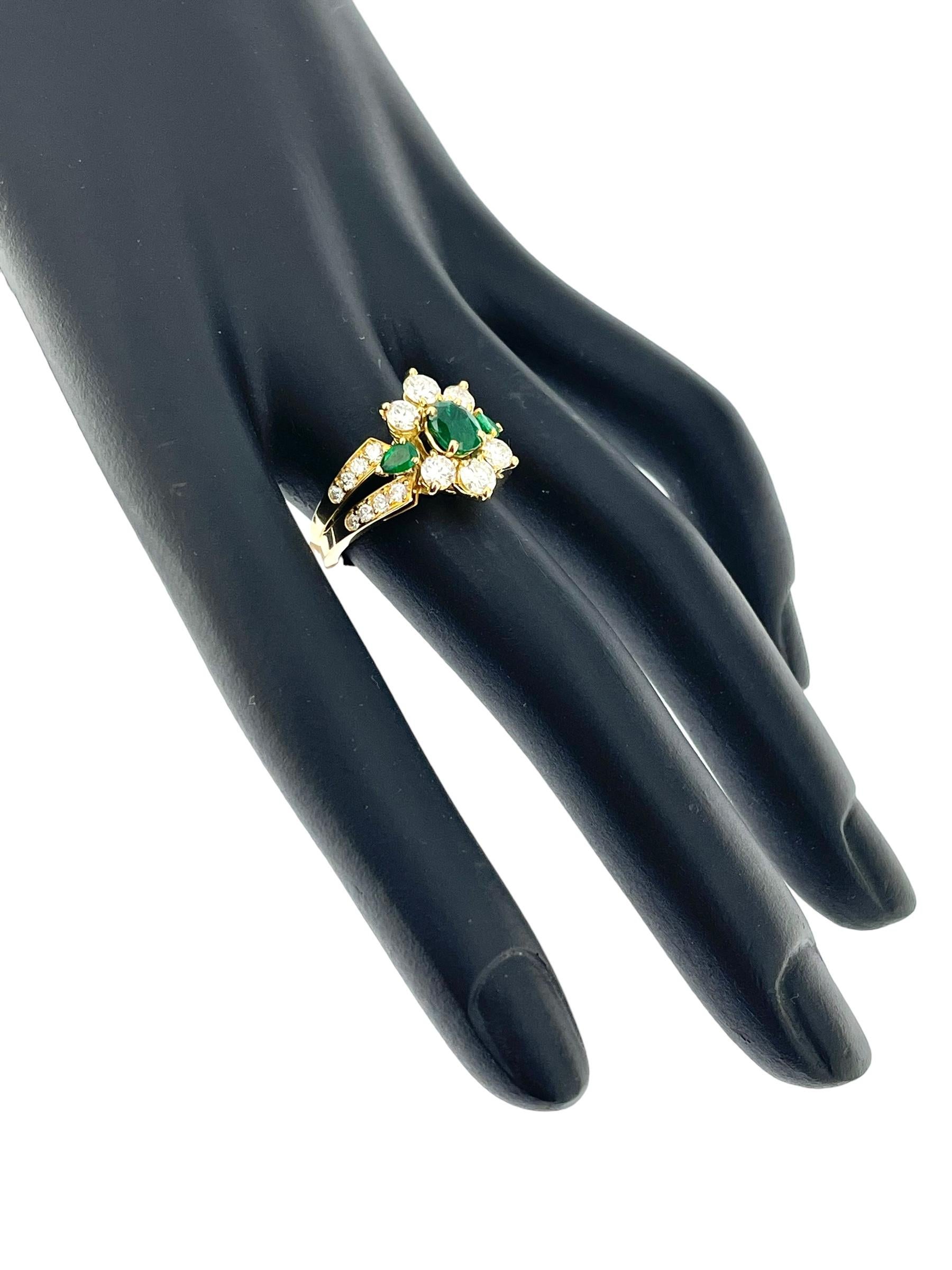 Retro Yellow Gold French Cocktail Ring with Emeralds and Diamonds IGI Certified For Sale 3