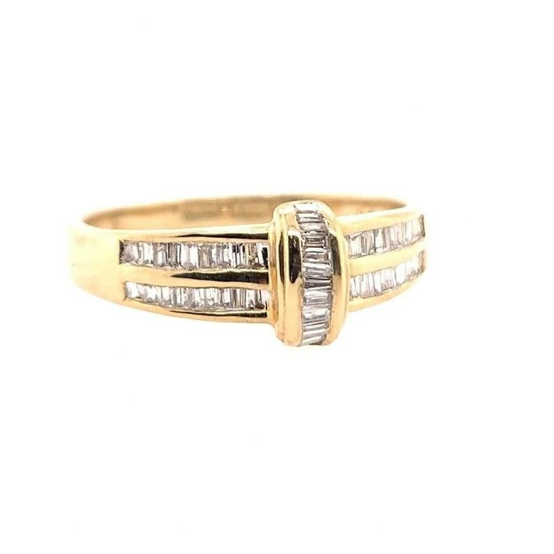 Taille baguette Bandeau baguette rétro en or jaune d'un carat de diamant naturel Circa 1990 en vente