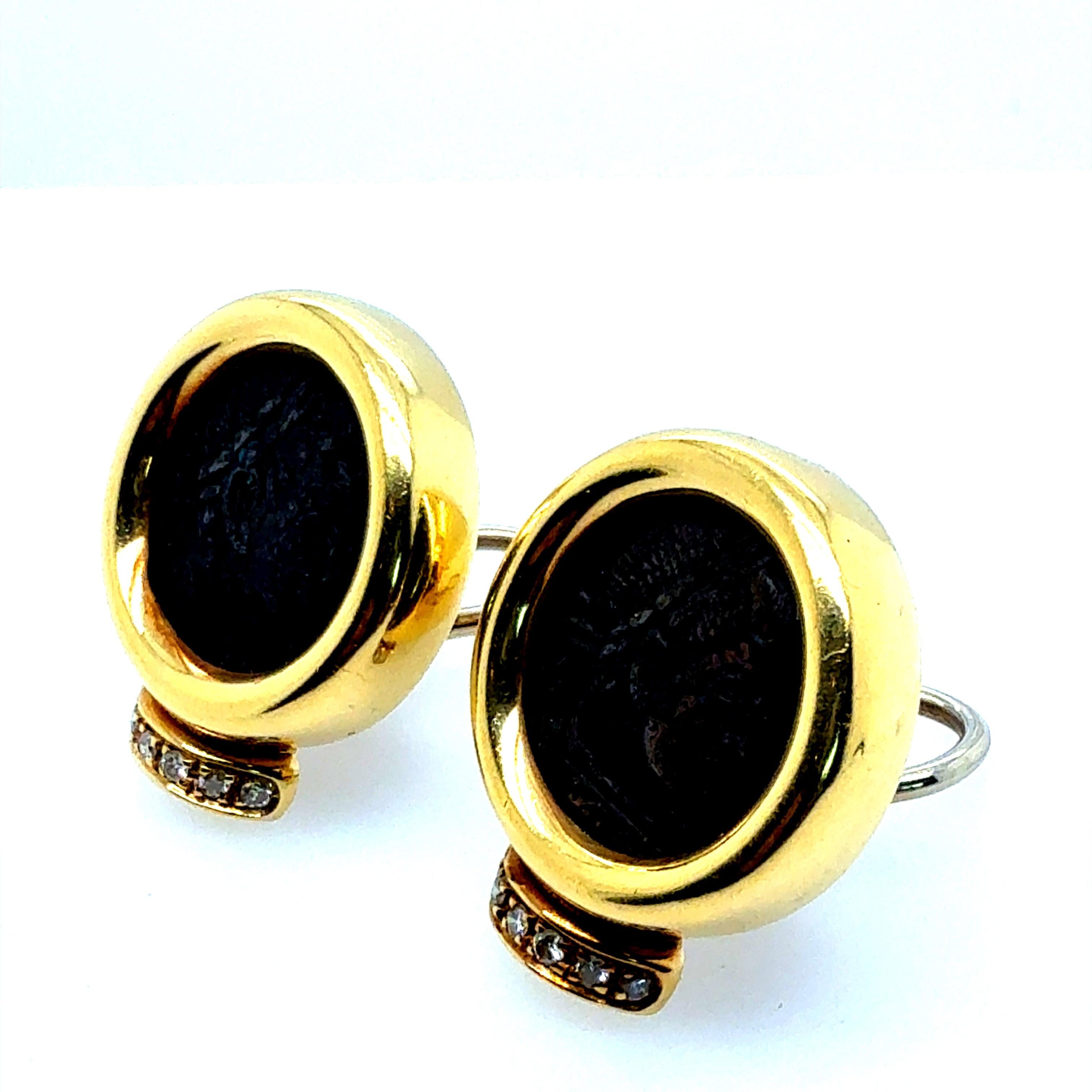 Retro-Gelbgold Römische Konstantin-Münze und natürlicher Diamant Statement-Ohrringe (Rundschliff) im Angebot