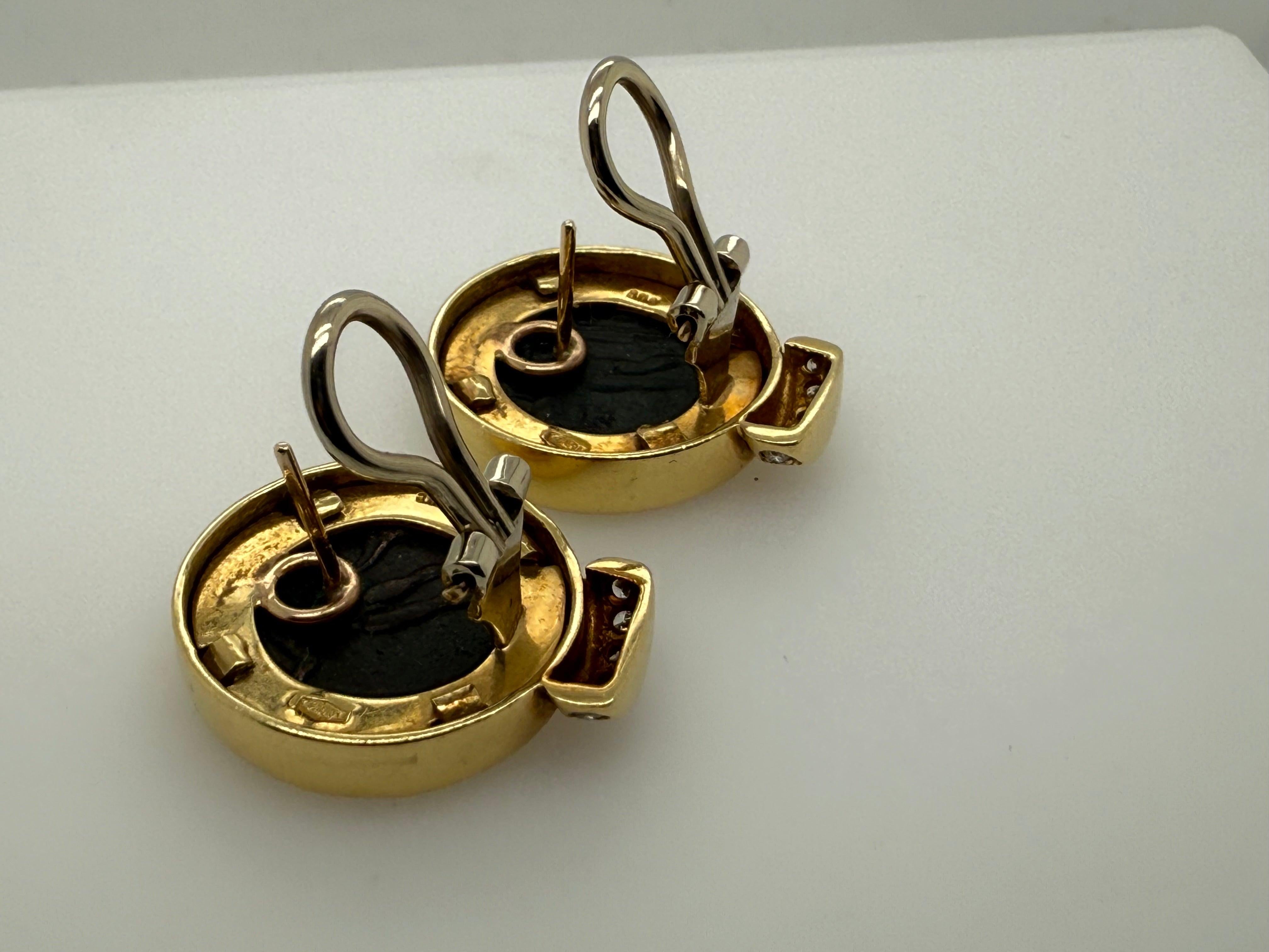 Retro-Gelbgold Römische Konstantin-Münze und natürlicher Diamant Statement-Ohrringe im Angebot 2