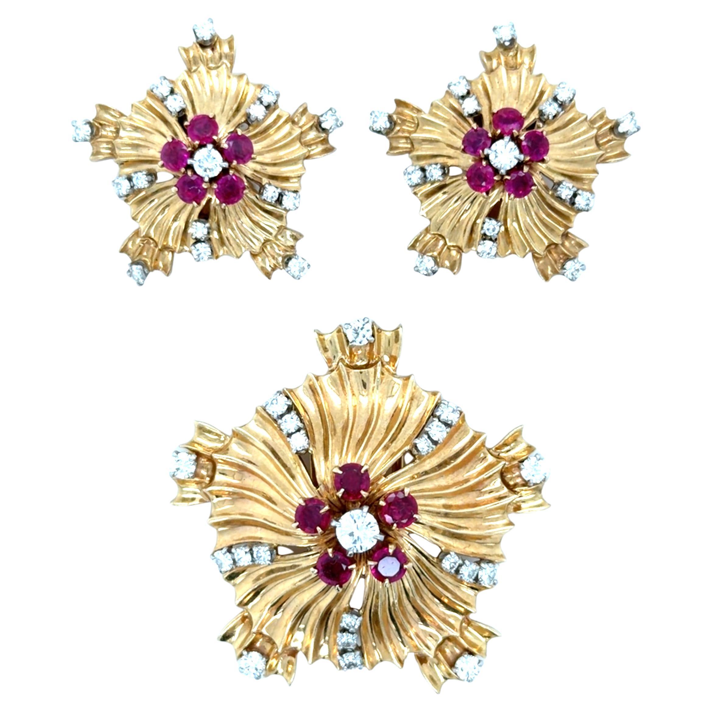 Retro, Yellow Gold, Ruby and Diamond Star Set